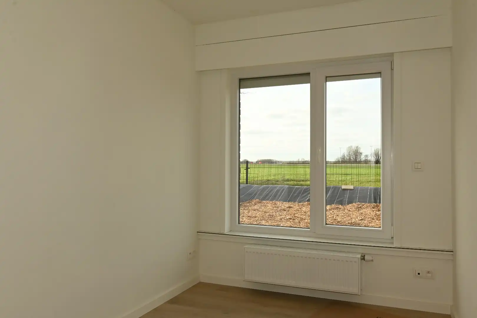 Gerenoveerde bungalow in Maldegem met tuin, terras en garage foto 15