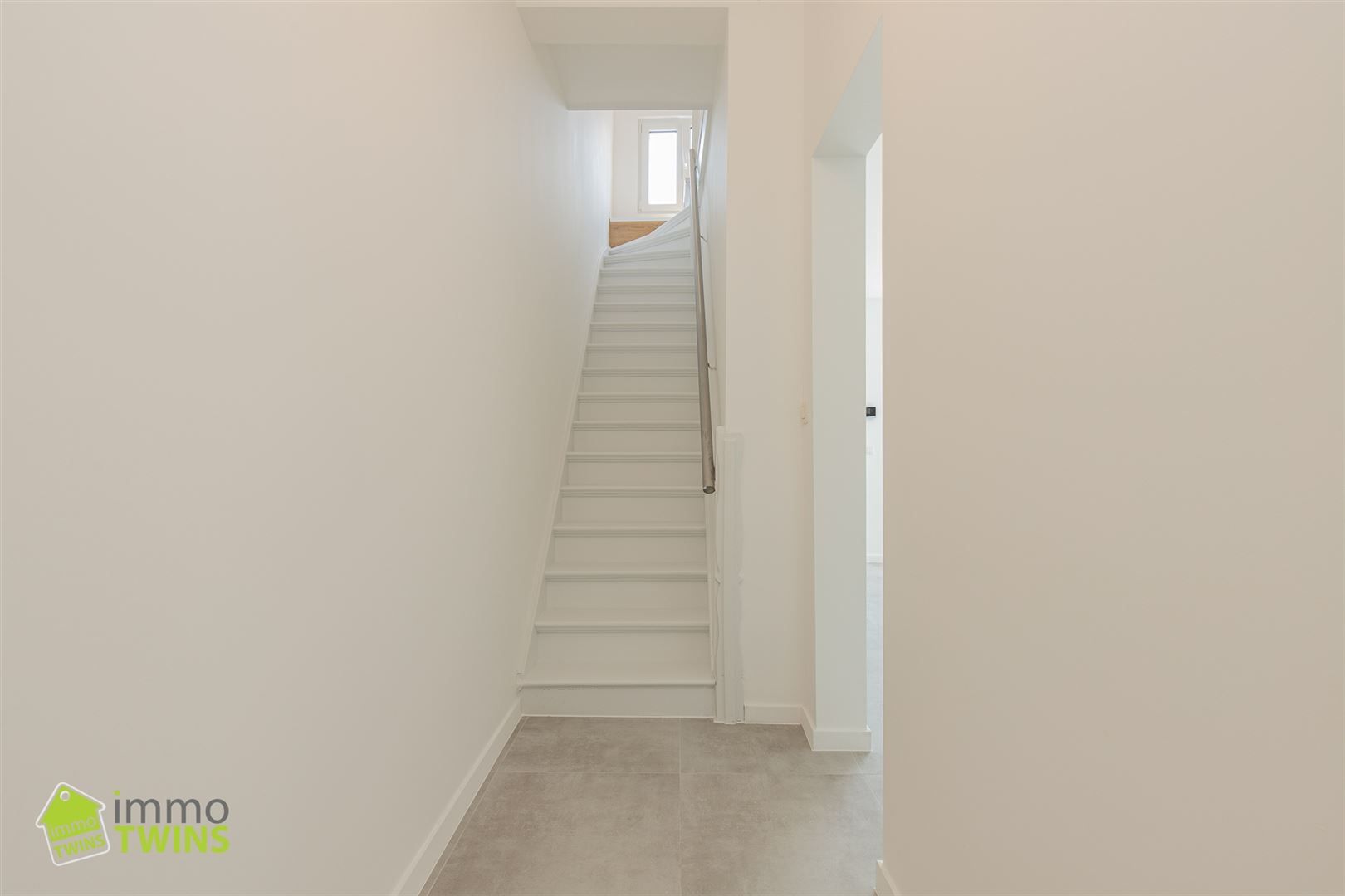 Volledig gerenoveerde woning te Hamme foto 10