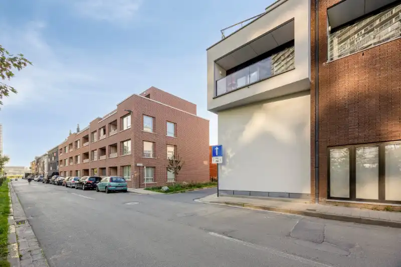 Moderne woning met kantoor en prachtig zicht op de Leie foto 18