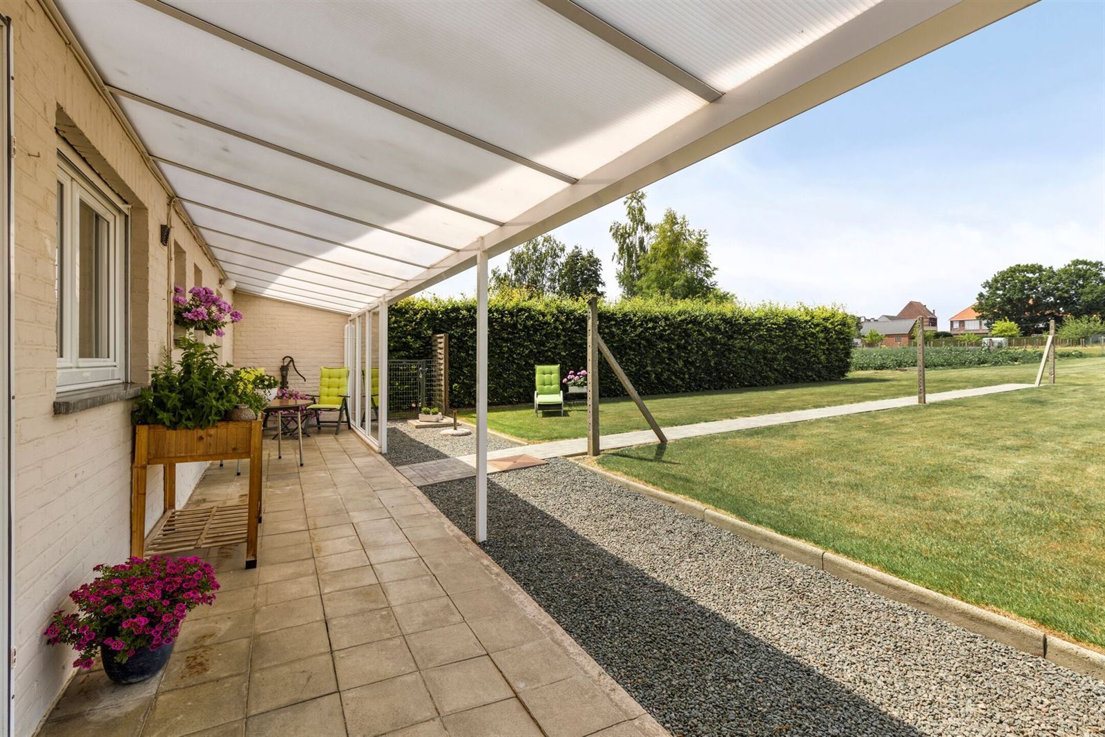 4-gevel woning te koop op 67 are  foto 21