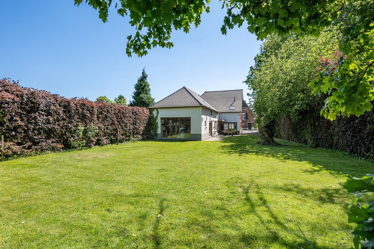 Op te frissen statige woning op TOP-locatie in Merelbeke Flora foto 6