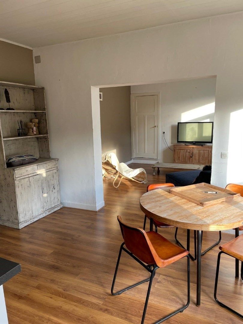 Woning met 3 slaapkamers, tuin en  perceeloppervlakte van 316m² foto 4