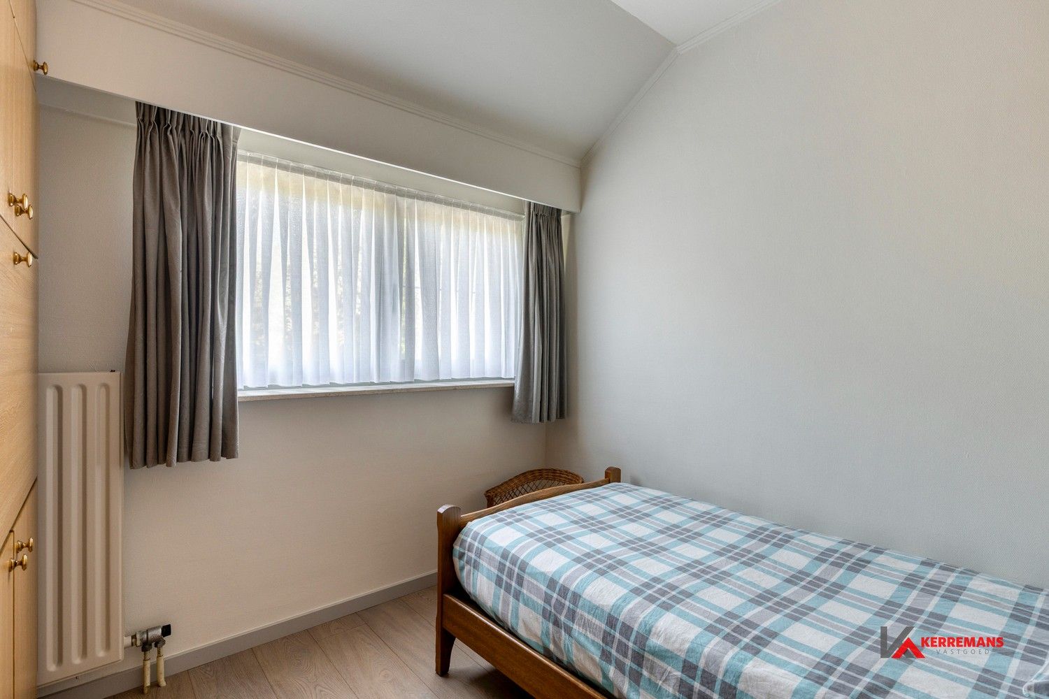 Woning met 3 slaapkamers, zonnige tuin en garage. foto 14