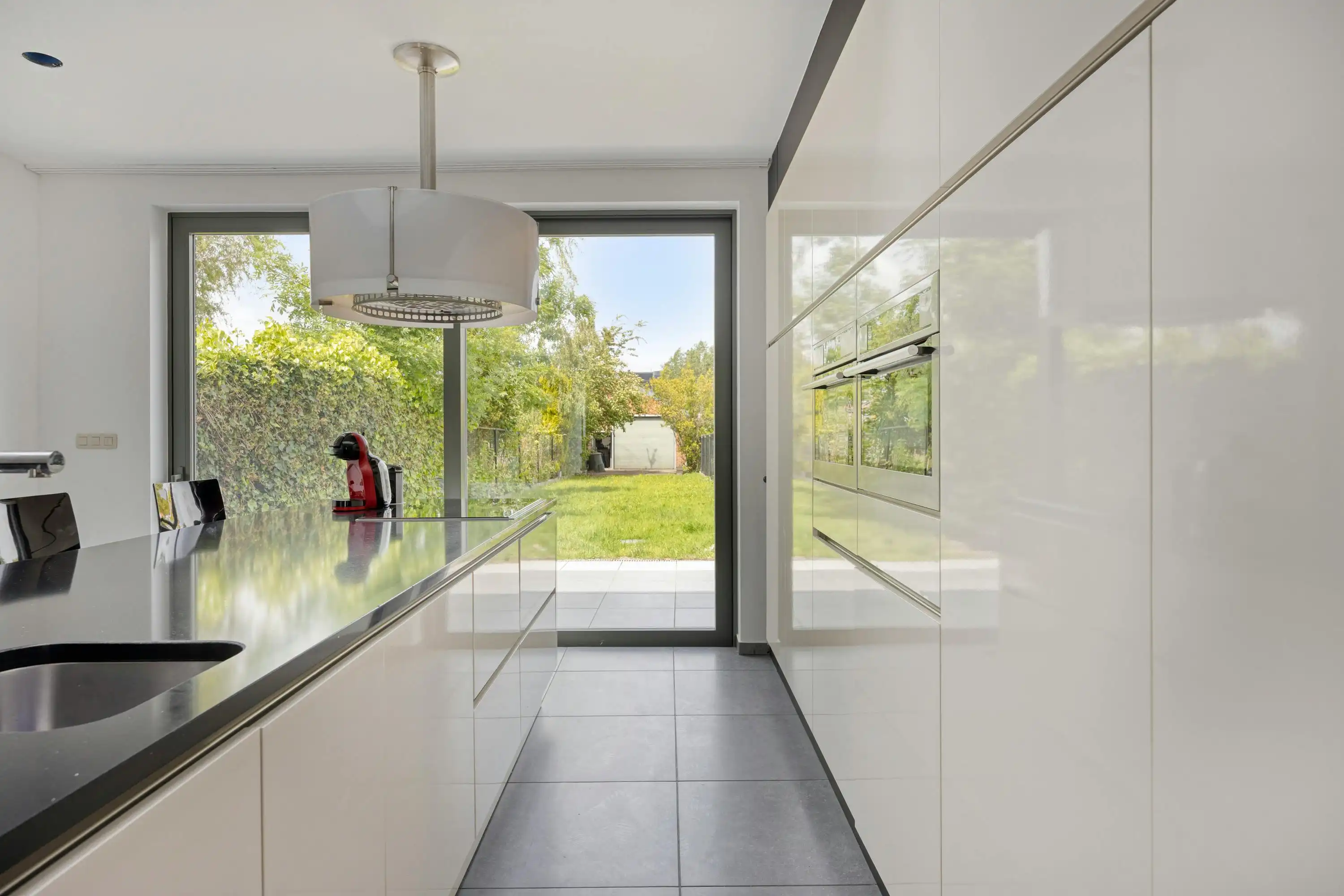 Energiezuinig huis met 4 slaapkamers en magazijn in Boom foto 3