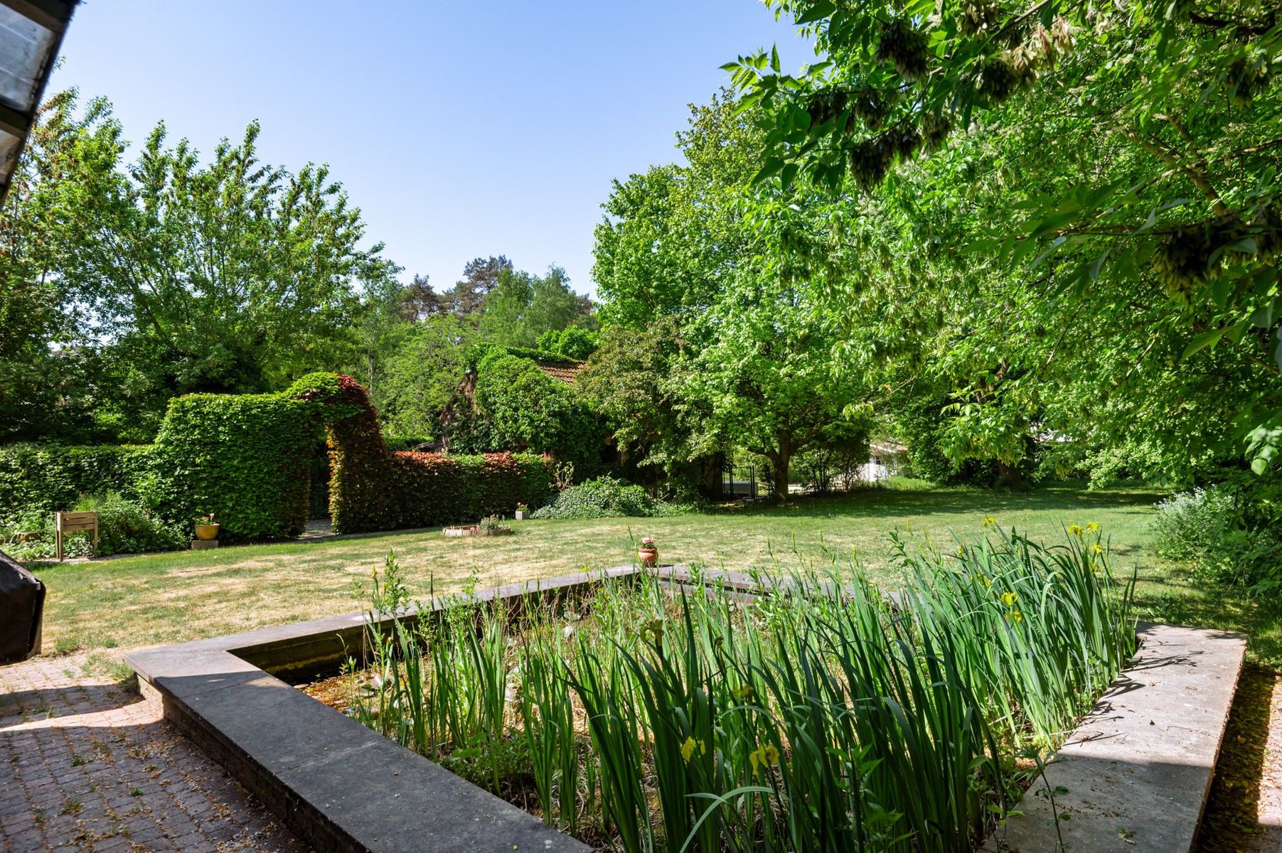Ruime villa op toplocatie foto 3