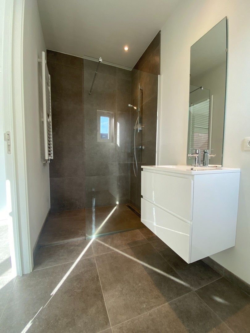 Modern appartement  met terras – centrum Aarschot foto 10