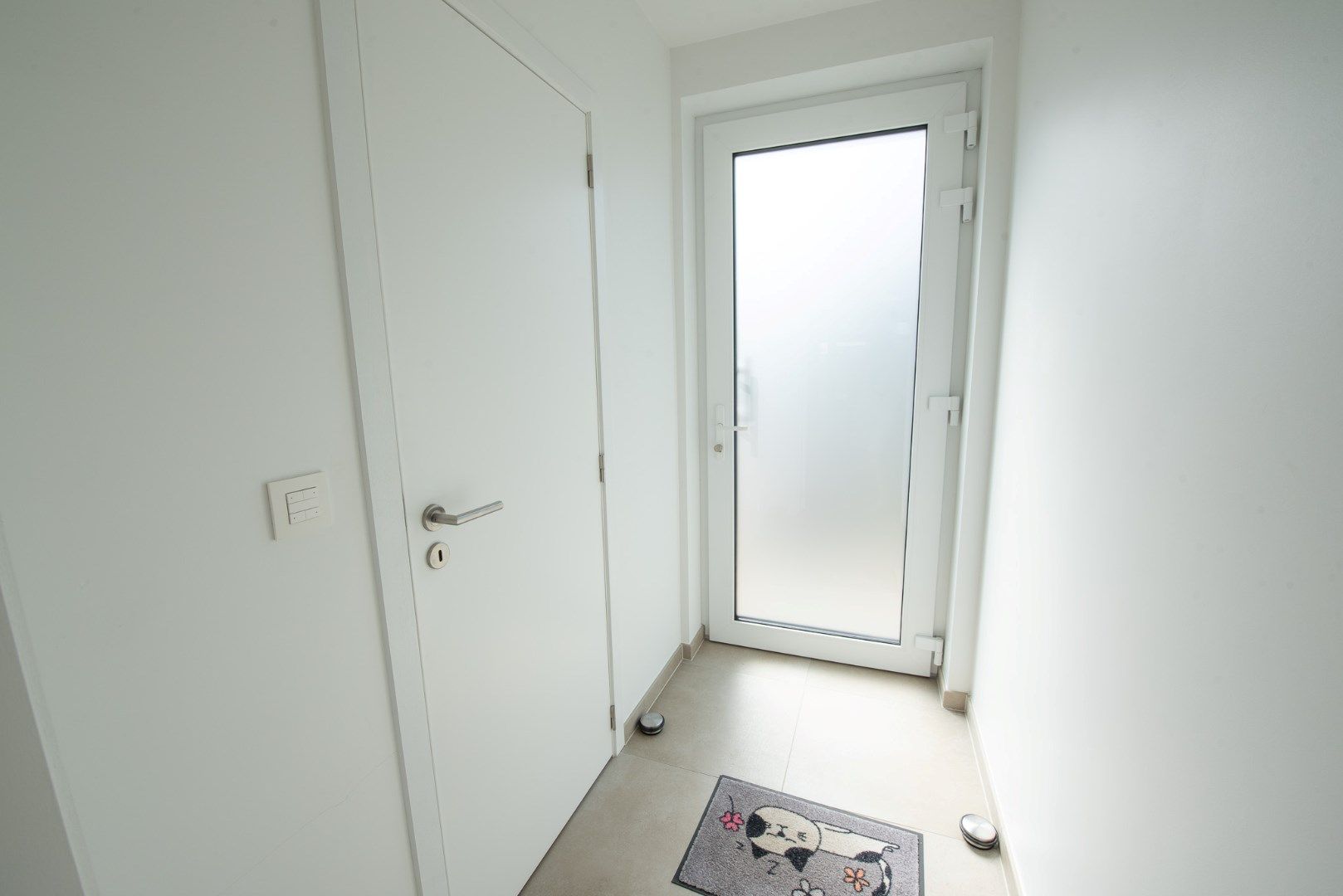 Instapklare en energiezuinige woning TE HUUR in Zwevegem foto 2