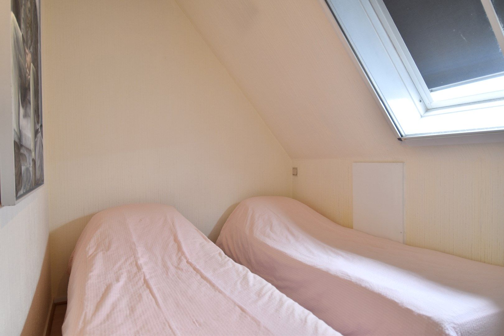 Charmante koppelwoning met 3 slaapkamers te Heule foto 9
