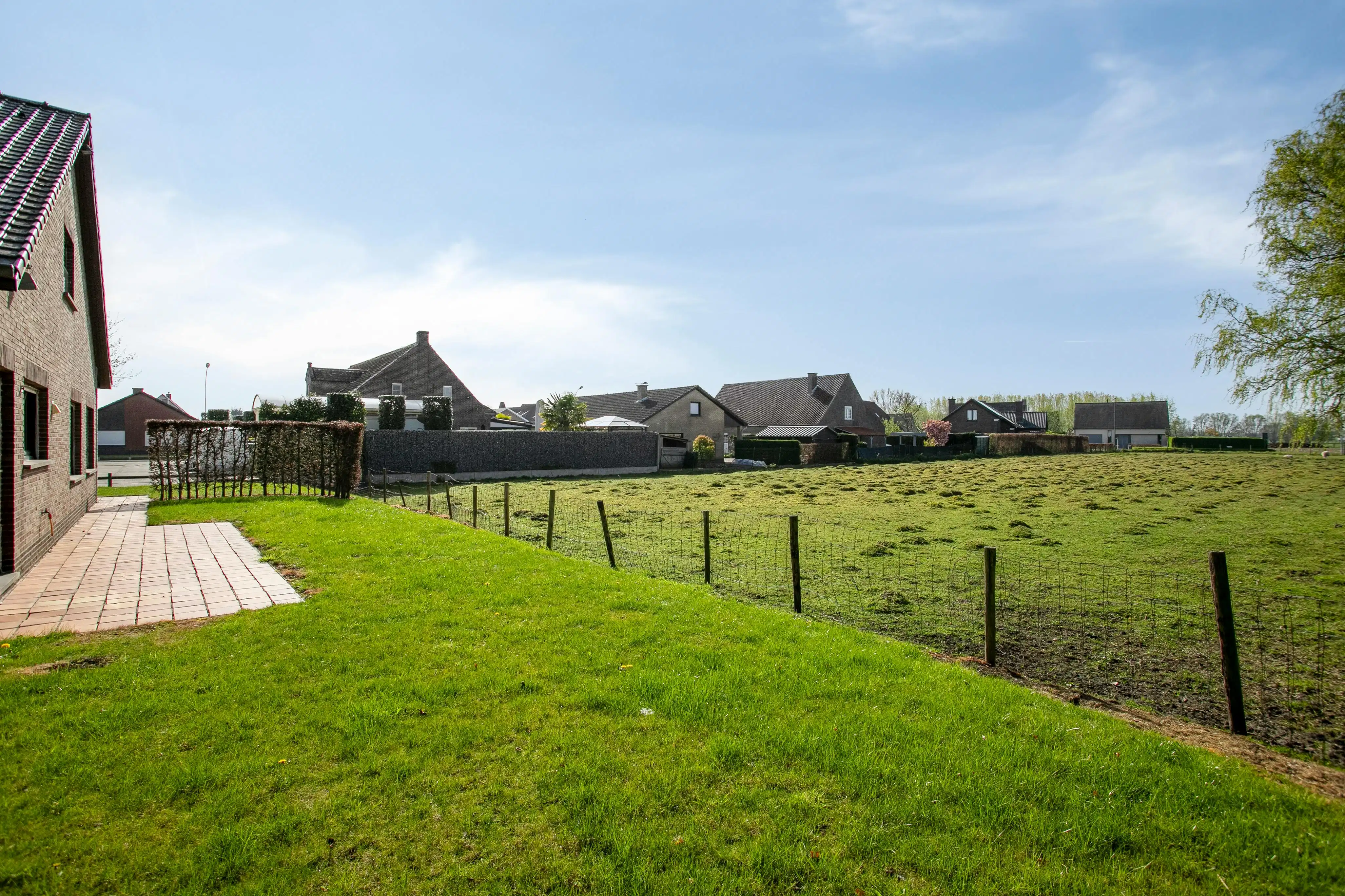 Te renoveren woning te koop in Lotenhulle (Rozenlaan)  foto 17