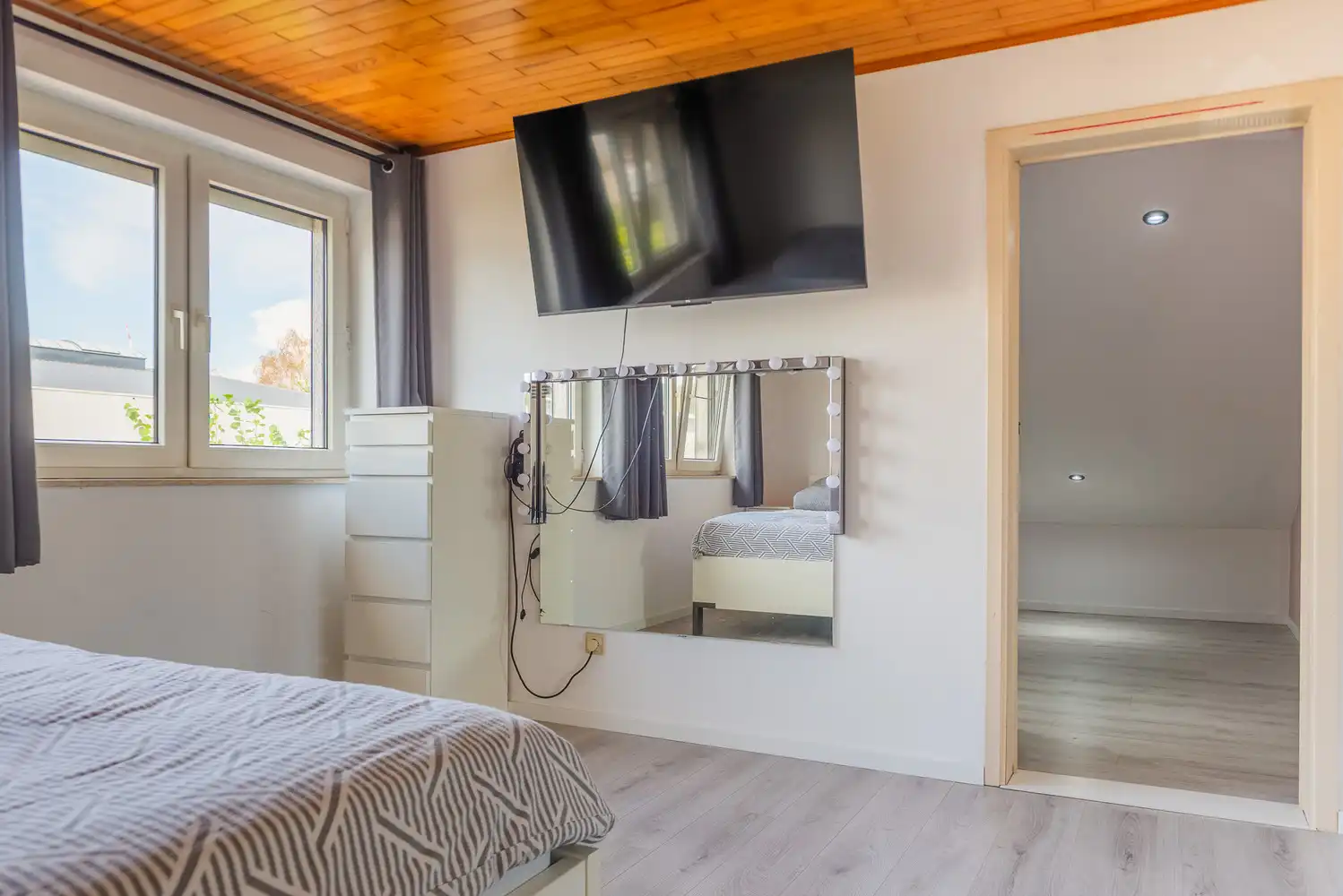 Ruime gezinswoning met 4 slaapkamers op een perceel van 840 m² foto 26