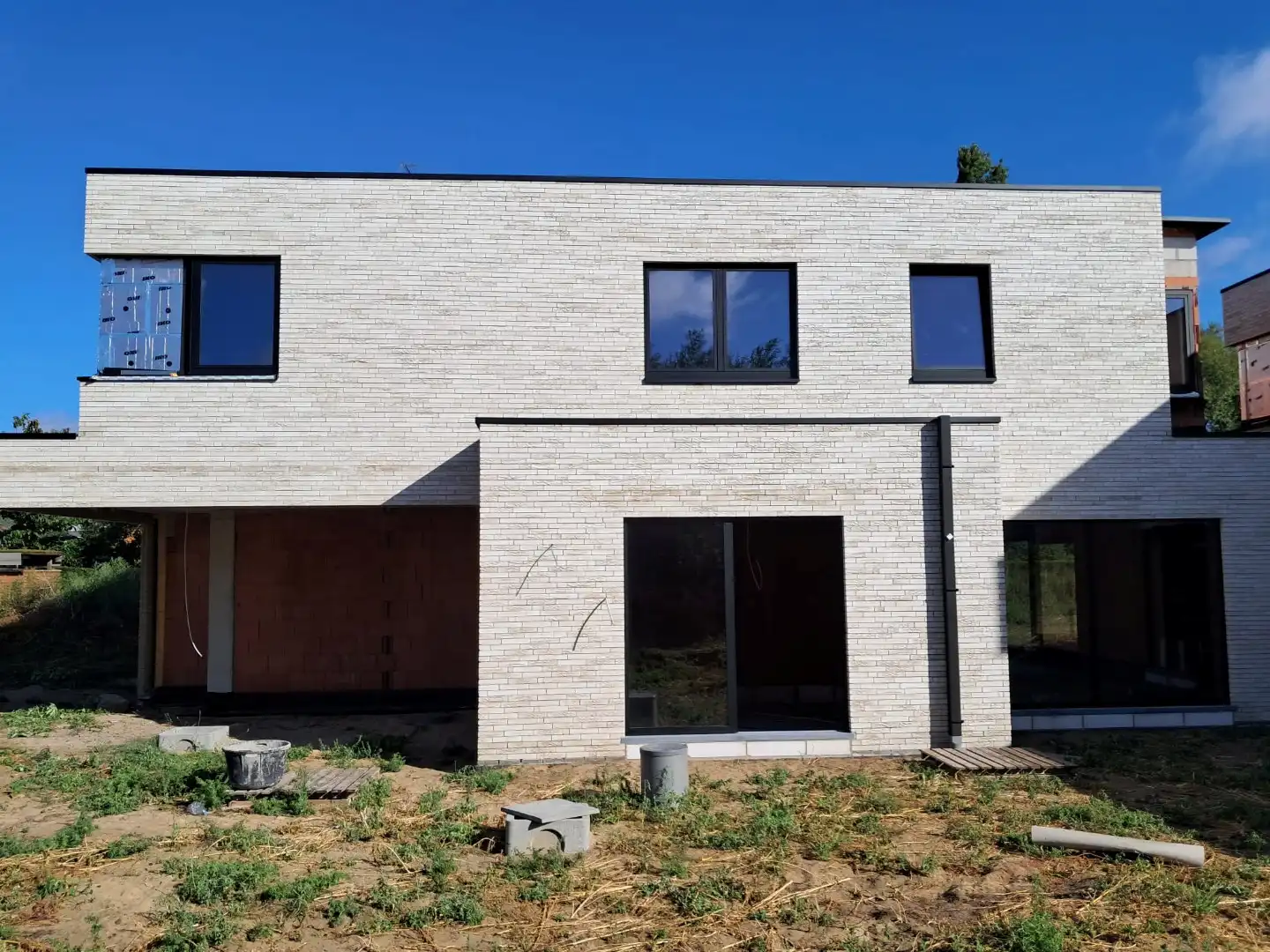 Moderne woning in kleinschalig woonerf te Sijsele foto 3