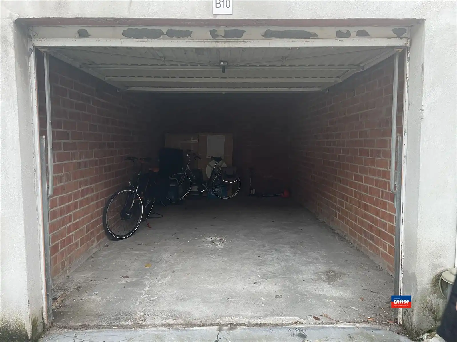 TE KOOP Garagebox Distelvinklaan foto 5
