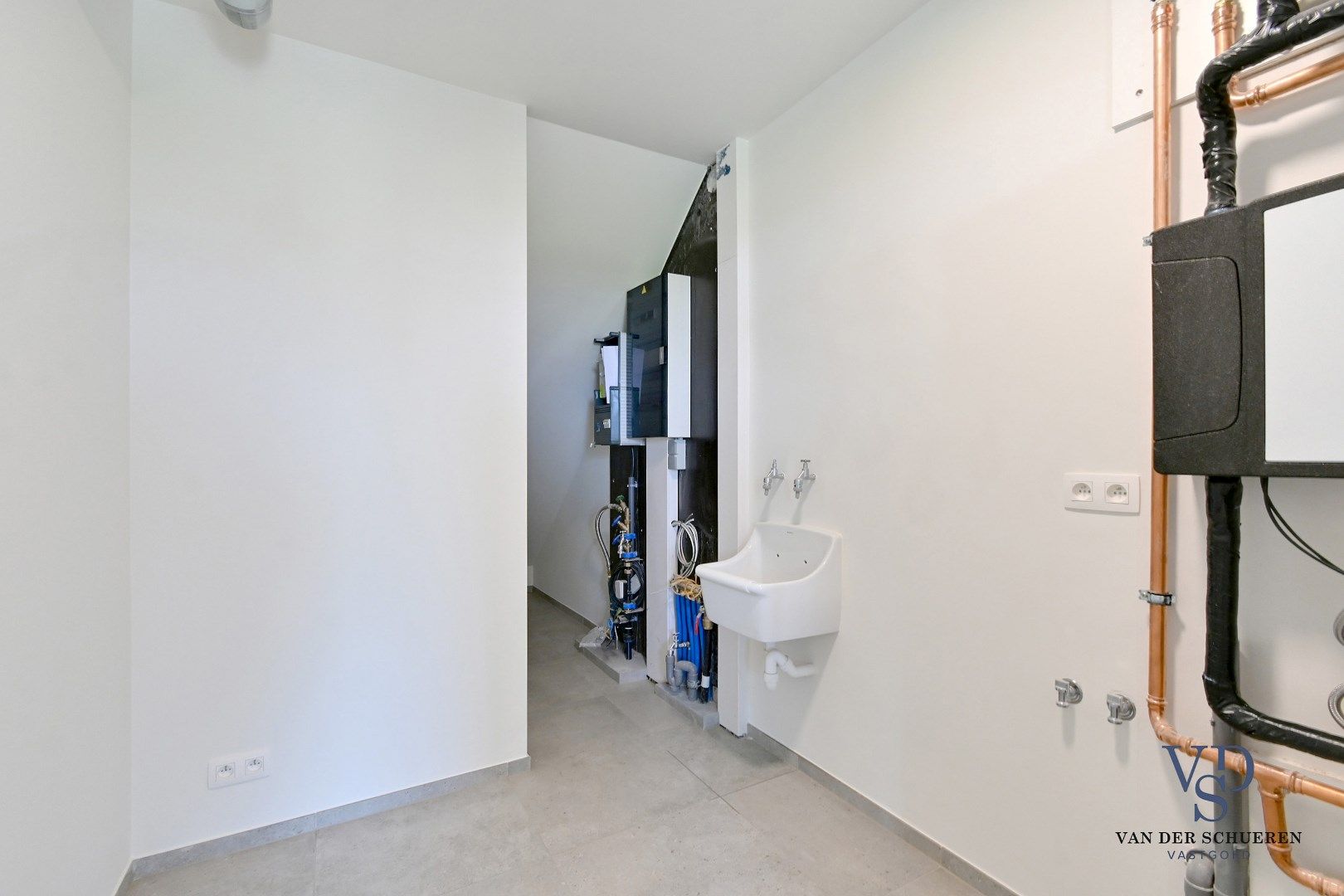 IN OPTIE ! Half Open Bebouwing met afzonderlijke garage  foto 13