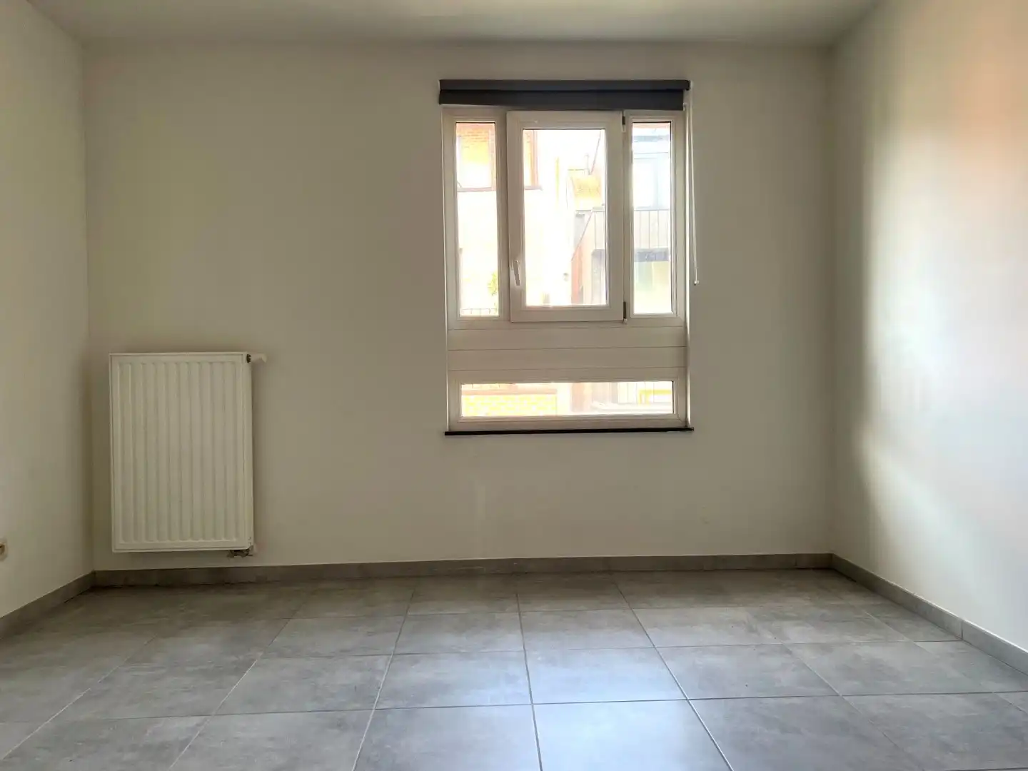 Appartement te Diest : slaapkamer en terras foto 10