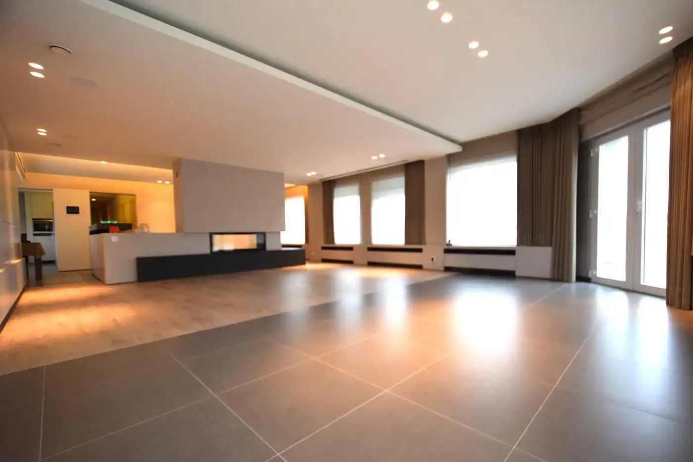Gelijkvloers appartement met 2 slaapkamers  foto 2