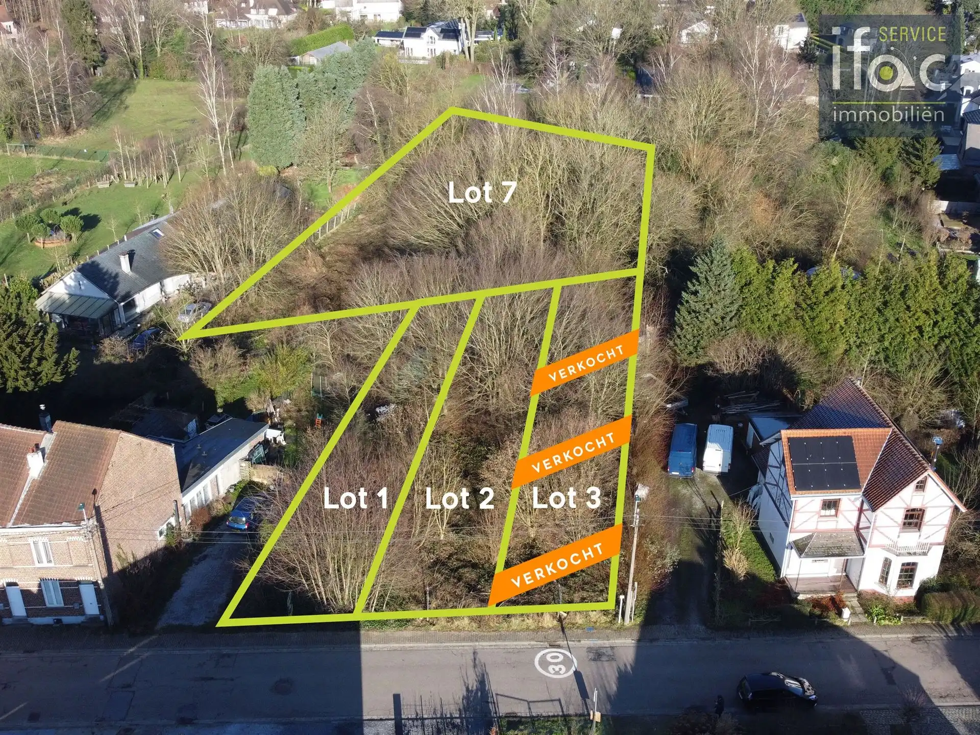 Gunstig gelegen bouwgrond (3a95ca), vlakbij het Zoniënwoud foto {{pictureIndex}}