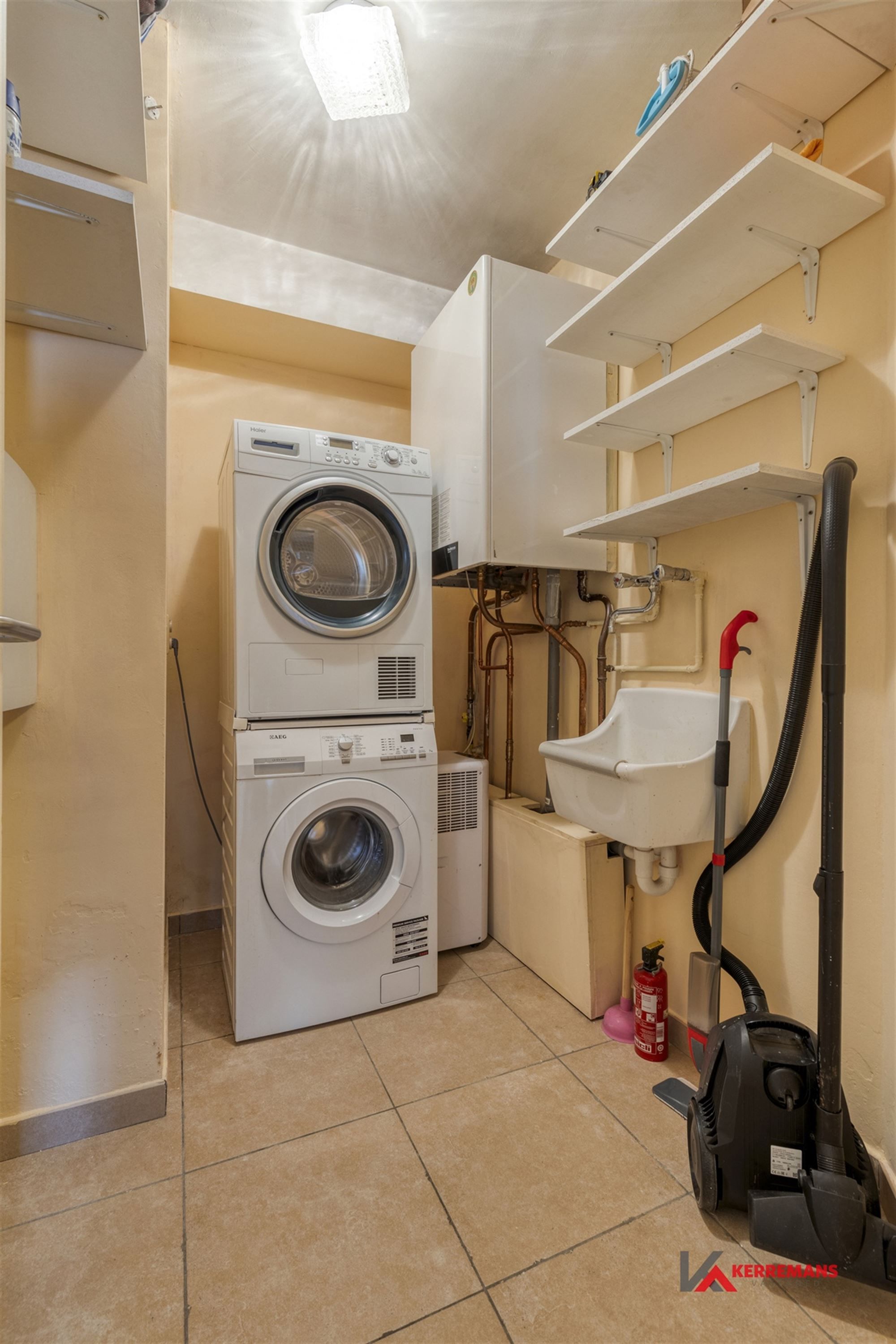 Gelijkvloers appartement met 2 slaapkamers, tuin en garage.  foto 16