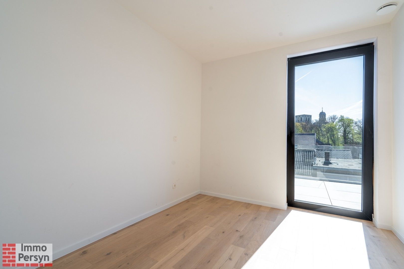 Penthouse met 2 slkp en uniek uitzicht foto 17
