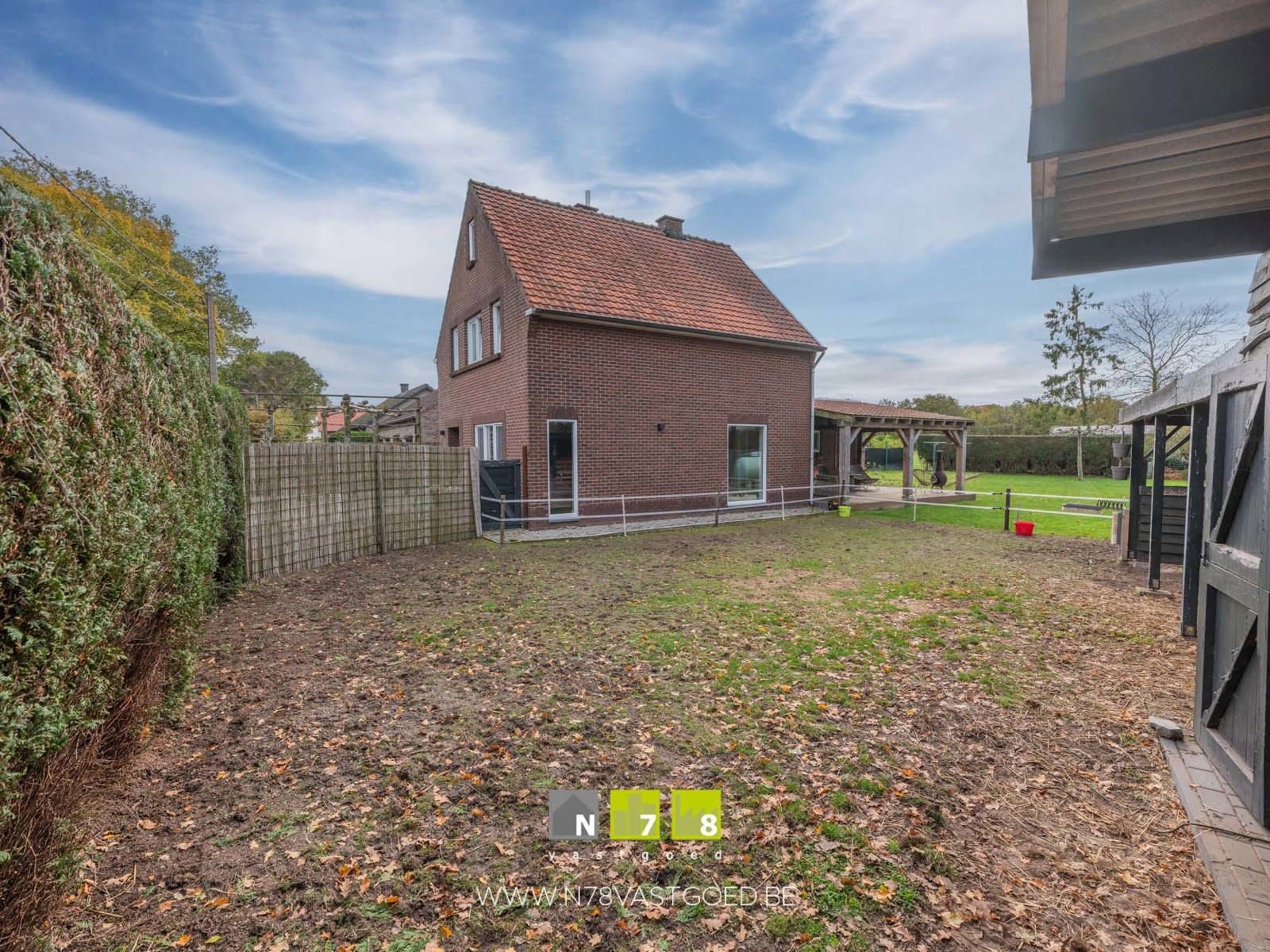 Huis te koop foto 24