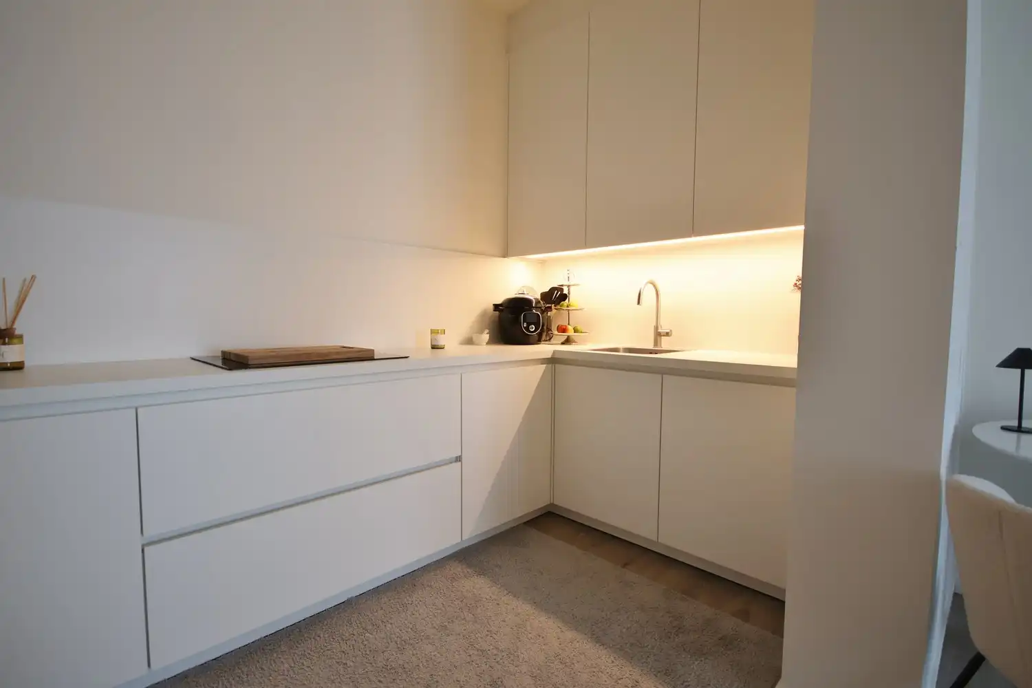 Lichtrijk appartement op een toplocatie! foto 8