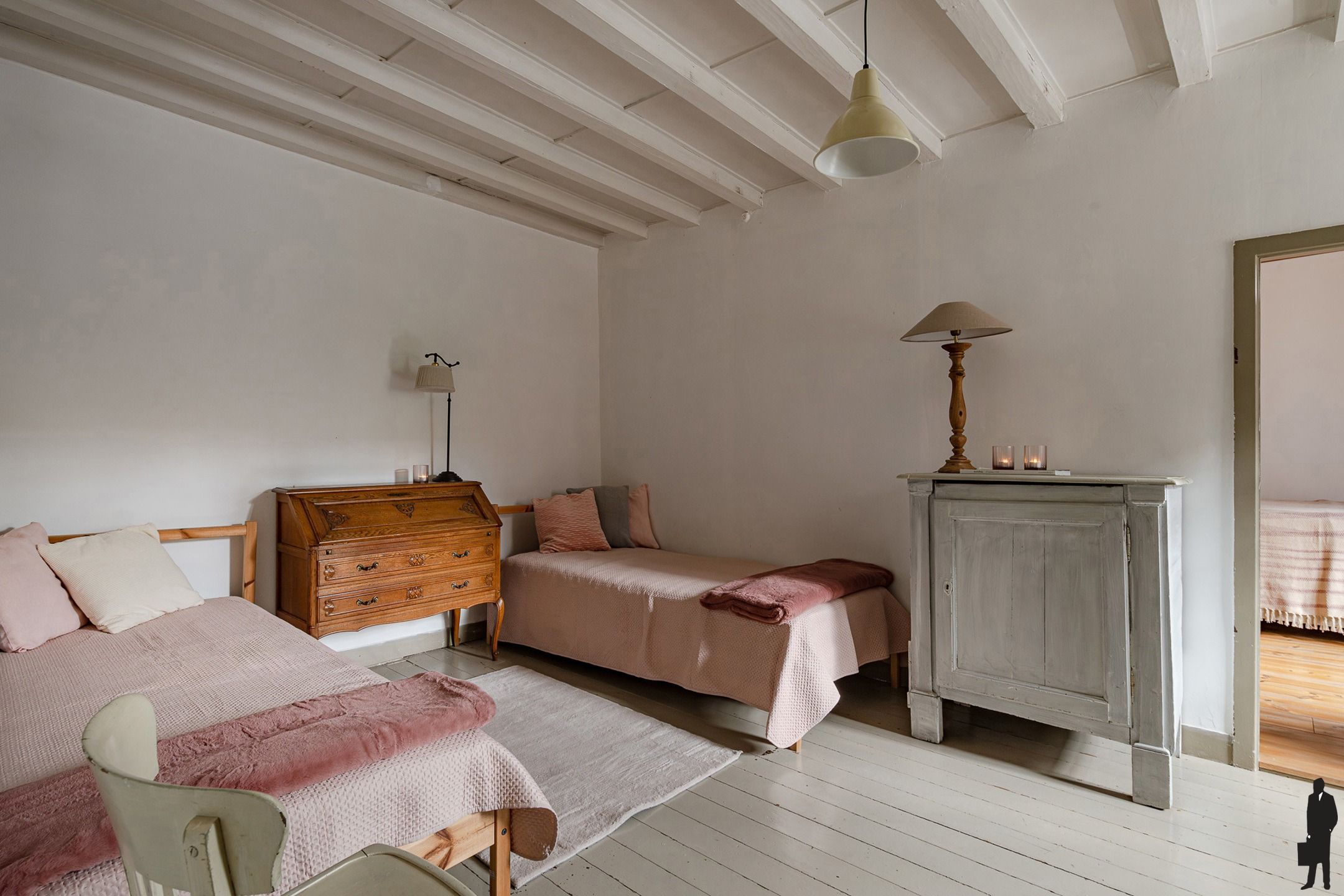 Historische hoeve met bijgebouwen!  foto 6