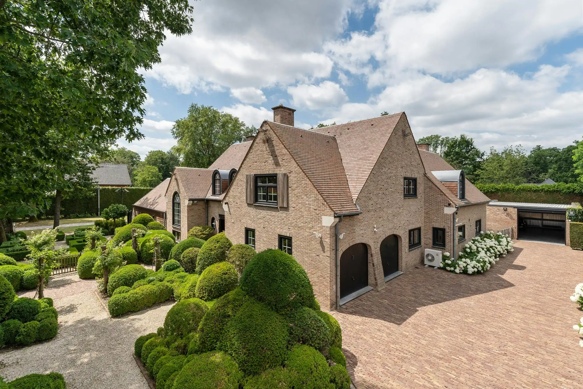 Exclusieve designvilla op toplocatie in Sterrebos foto 2