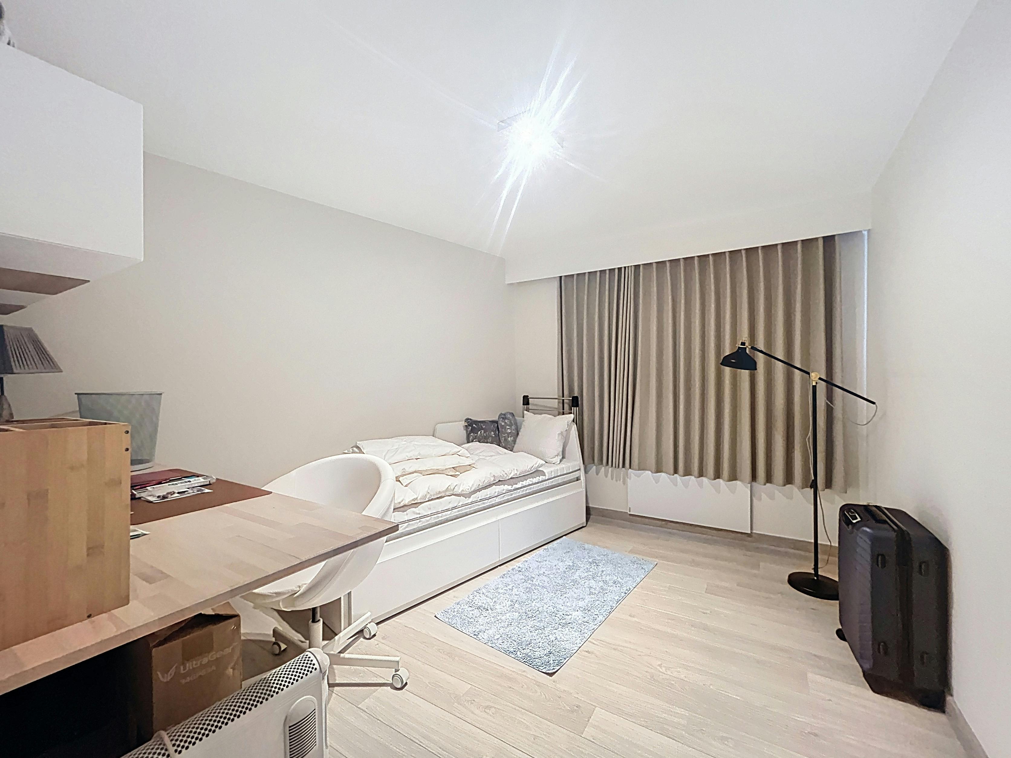 Bijzonder ruim appartement te huur centrum Waregem foto 12