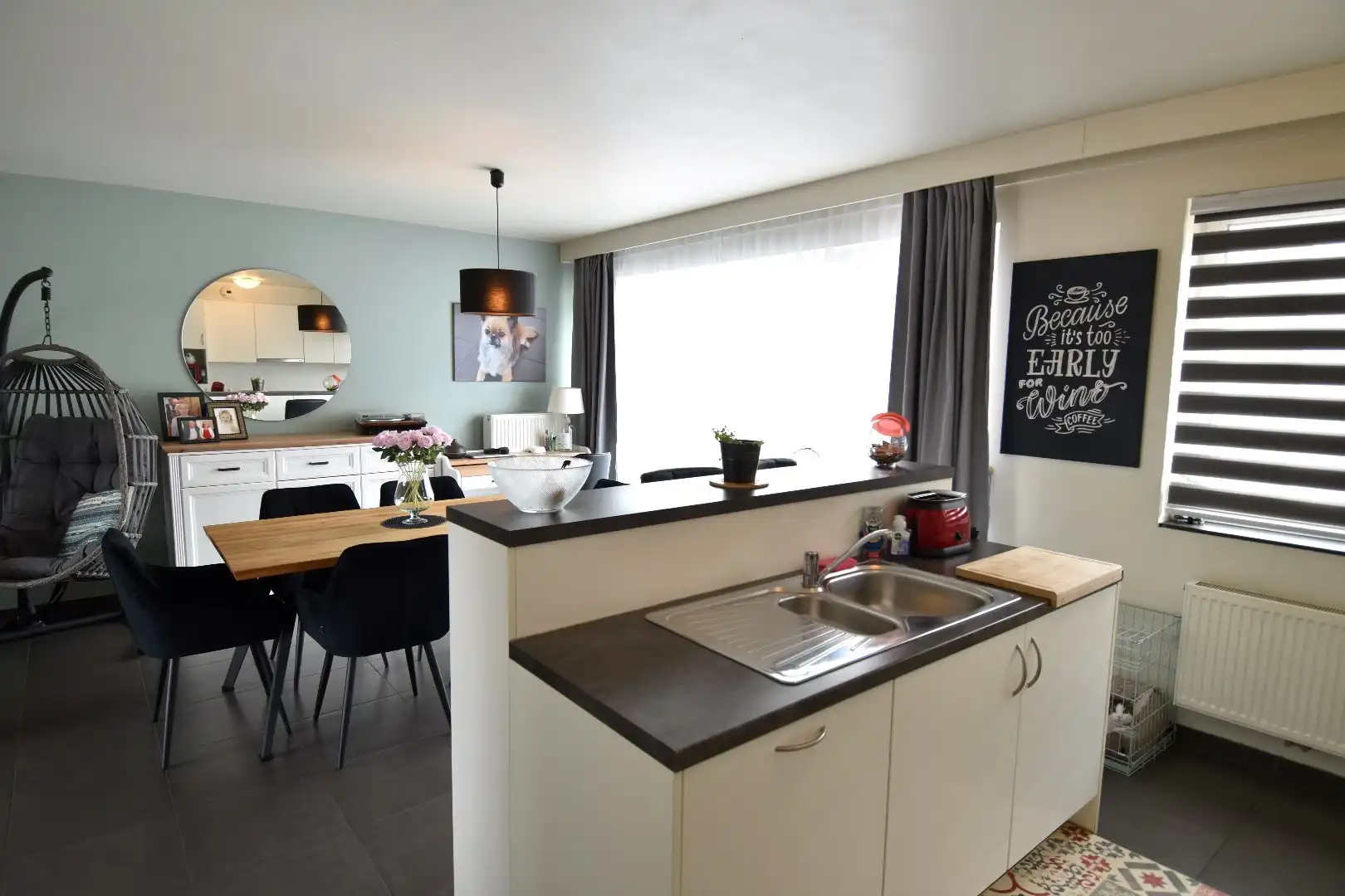 Instapklaar 2-slaapkamerappartement op toplocatie nabij het centrum van Kortrijk foto 4