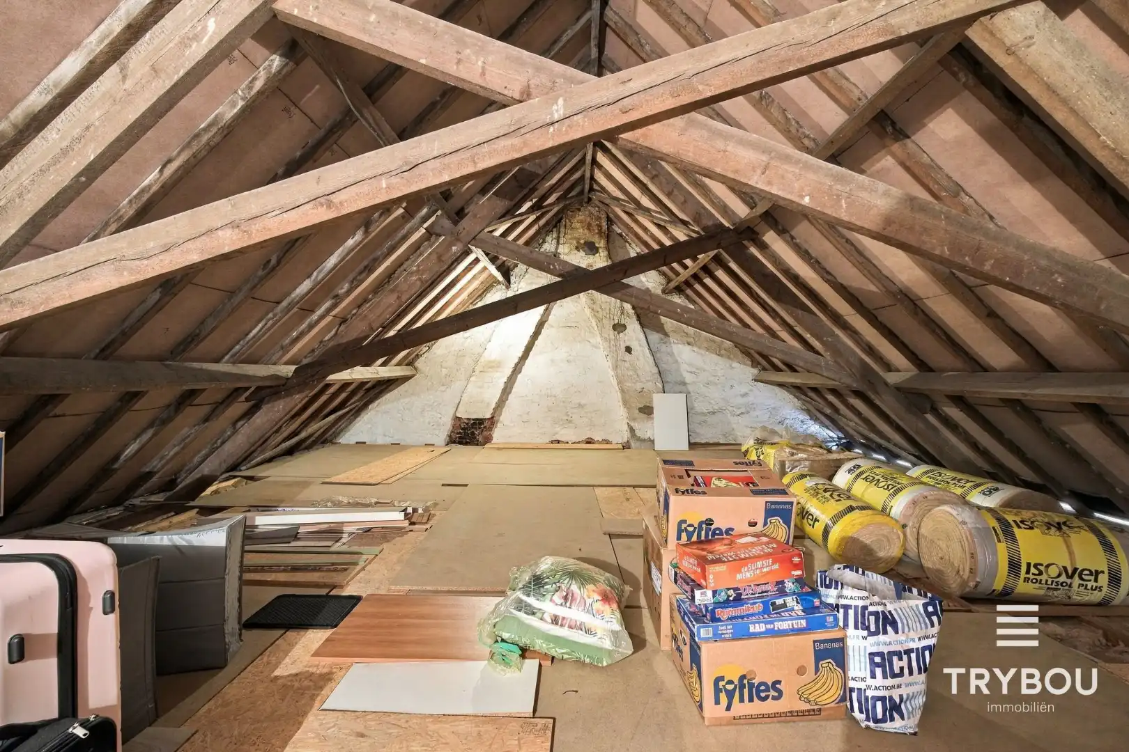  Ruime gezinswoning met 4 slaapkamers, garage en aangename tuin in Merkem! foto 19