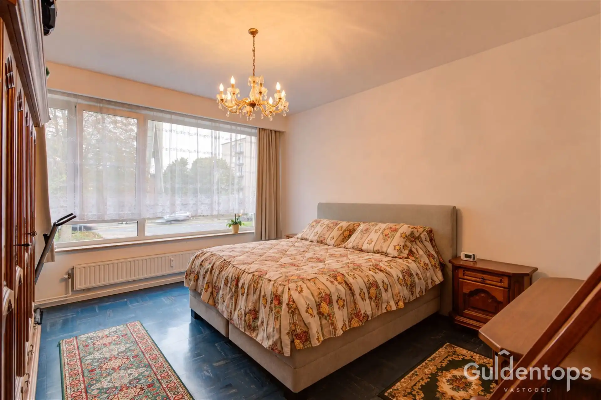 Ruim en lichtrijk 1 slker appartement met terras en parking foto 7