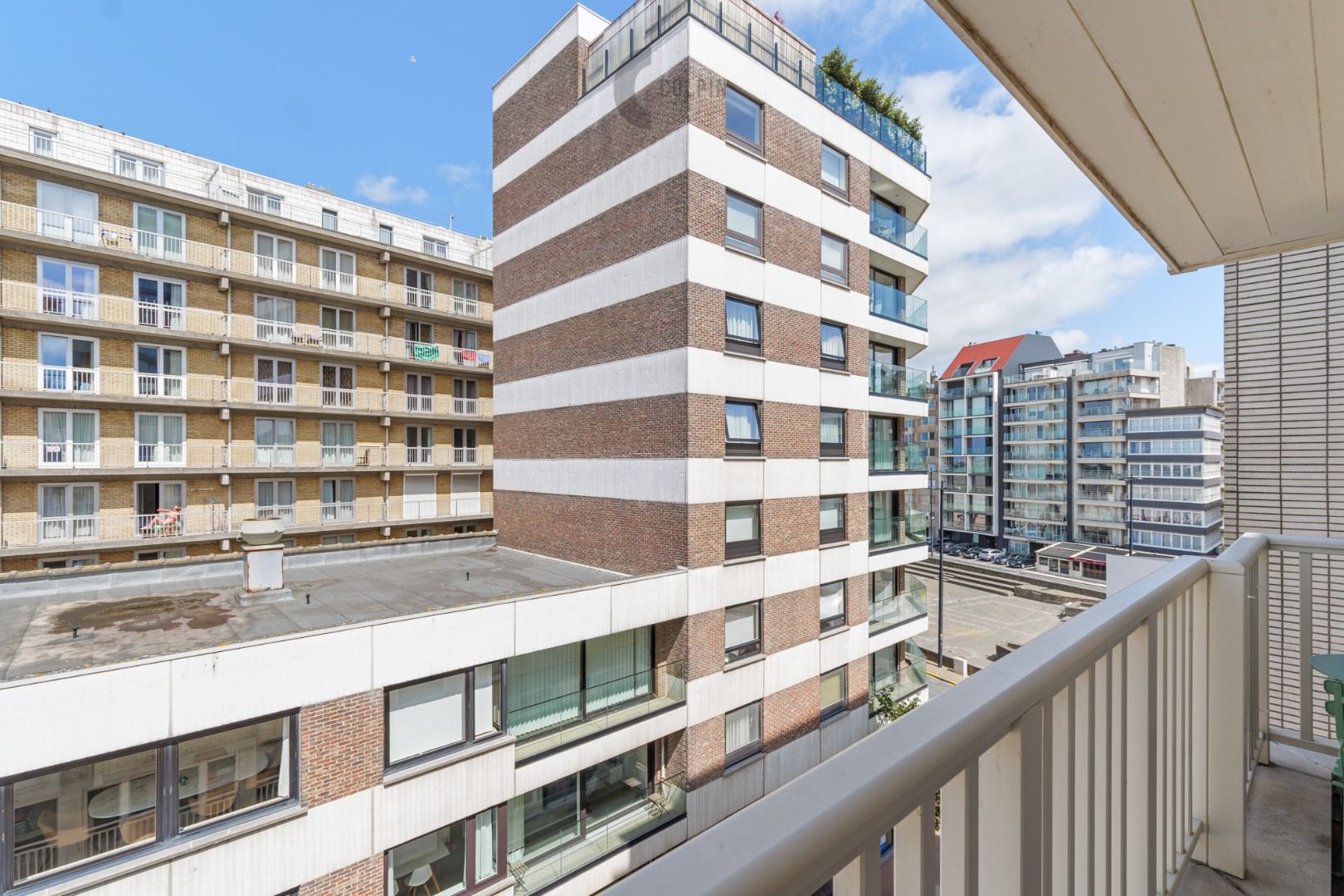 Instapklaar duplexappartement op toplocatie nabij strand foto 11