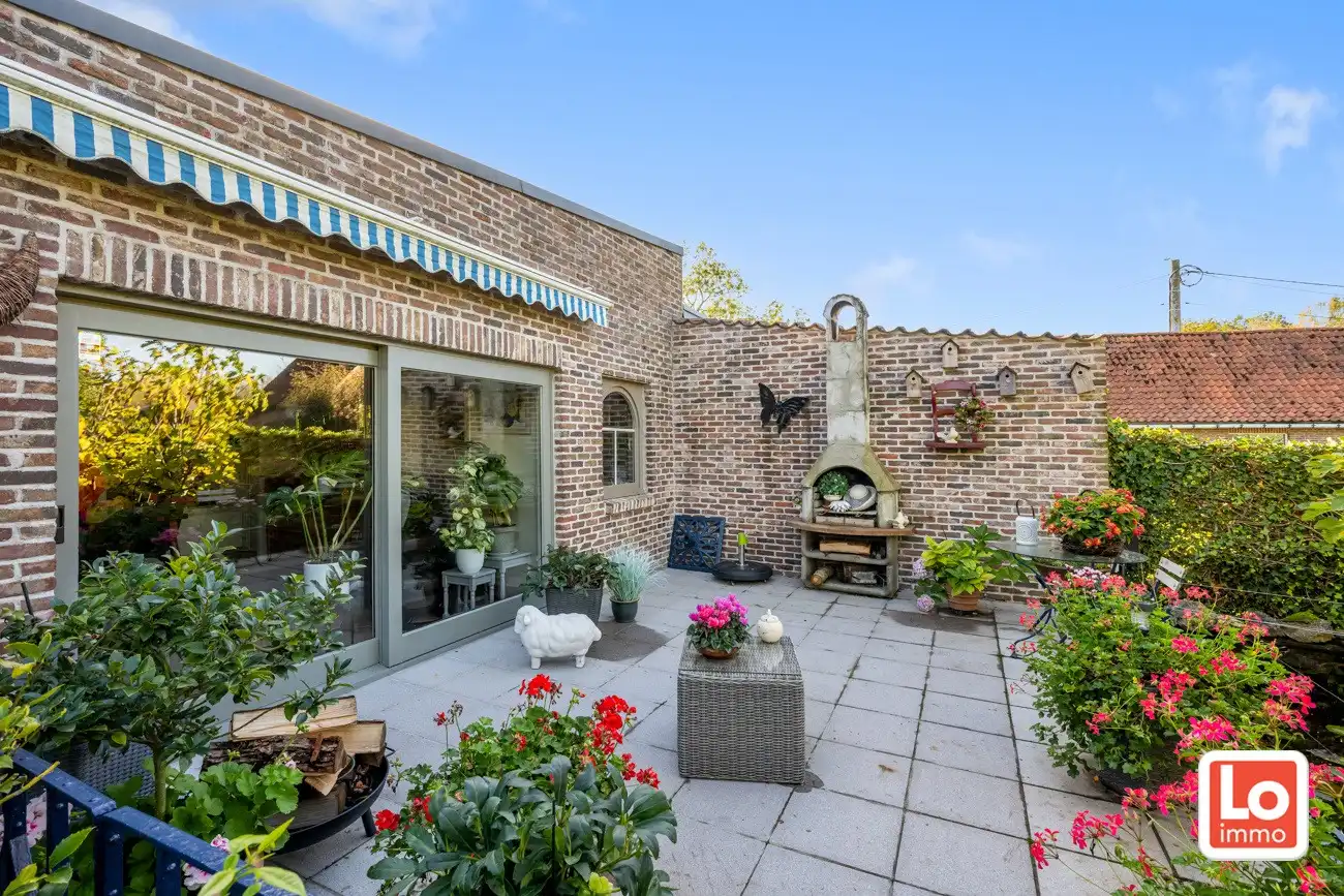 VERKOCHT! Charmante halfopen woning met inpandige garage op een rustige en groene locatie in Beervelde! foto 25