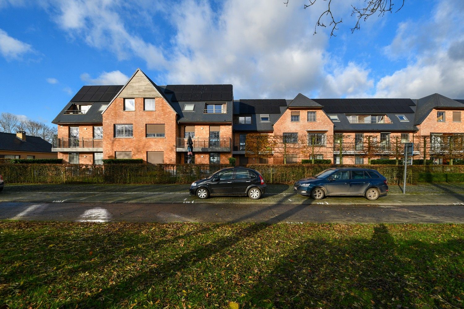 Gelijkvloers appartement met 2 slaapkamers, 2 terrassen en verzicht over de velden foto 15