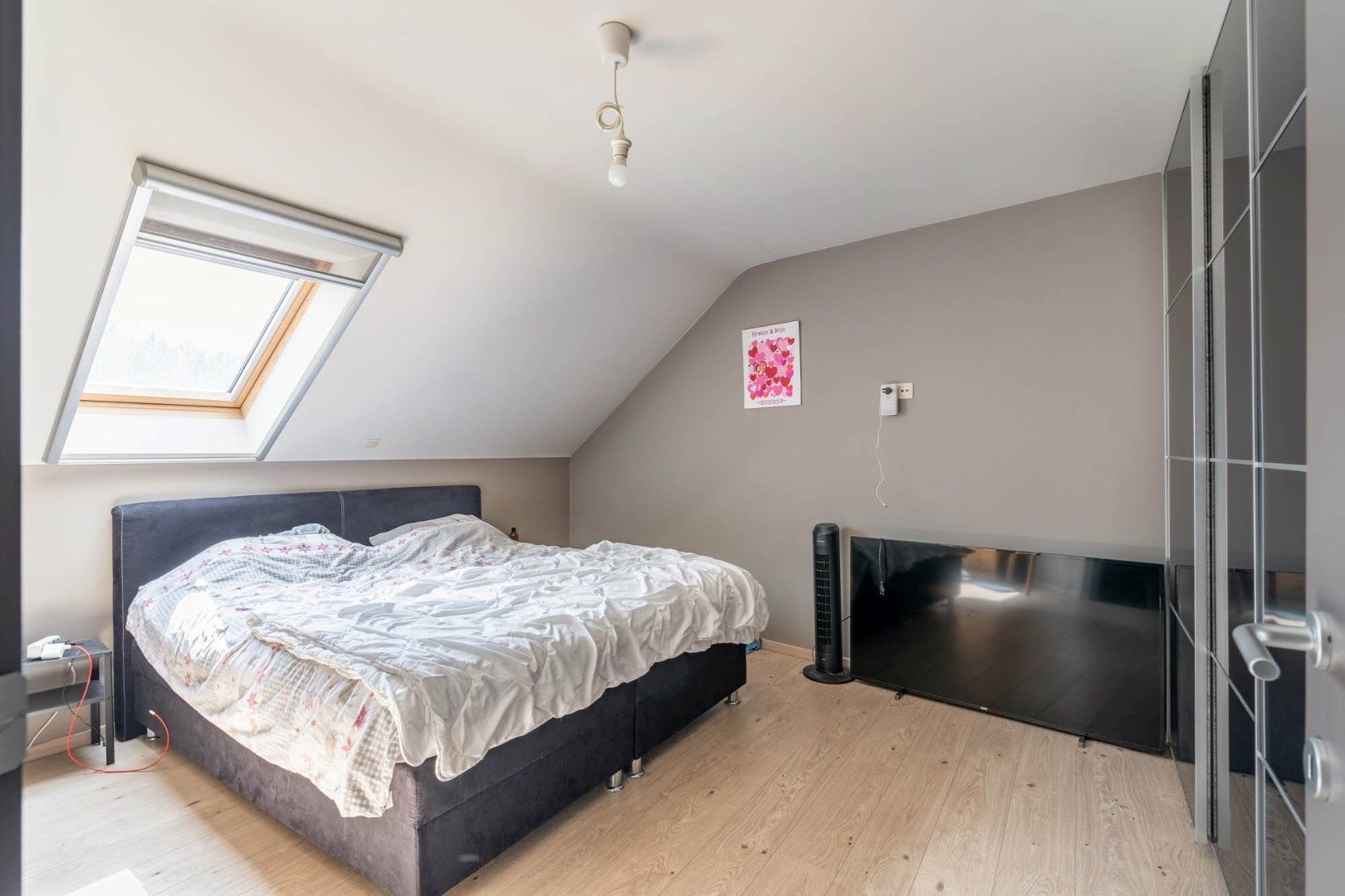 - IN OPTIE - Ruim en degelijk duplexappartement met drie slaapkamers, terras en autostandplaats in de dorpskern van Beverst foto 21