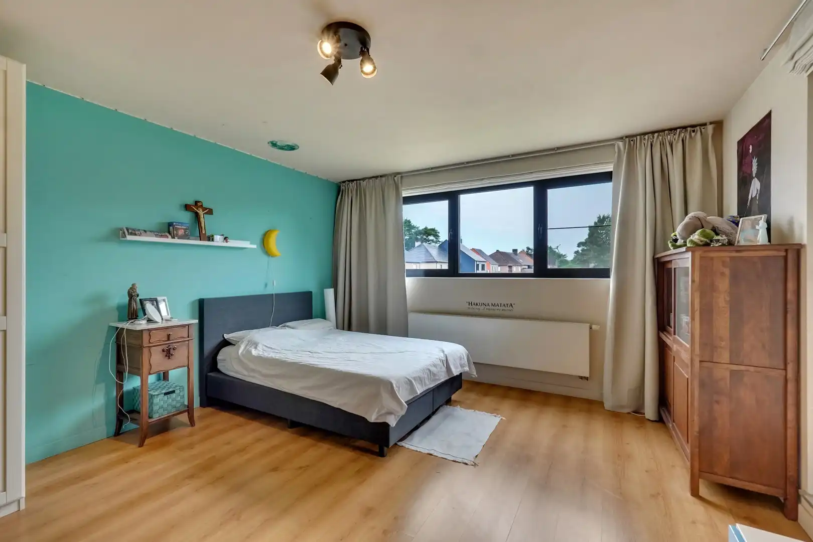 INSTAPKLARE GEZINSWONING MET 4 SLAAPKAMERS, ZWEMBAD EN PRACHTIGE TUIN OP 609M2 TE MAASMECHELEN foto 16