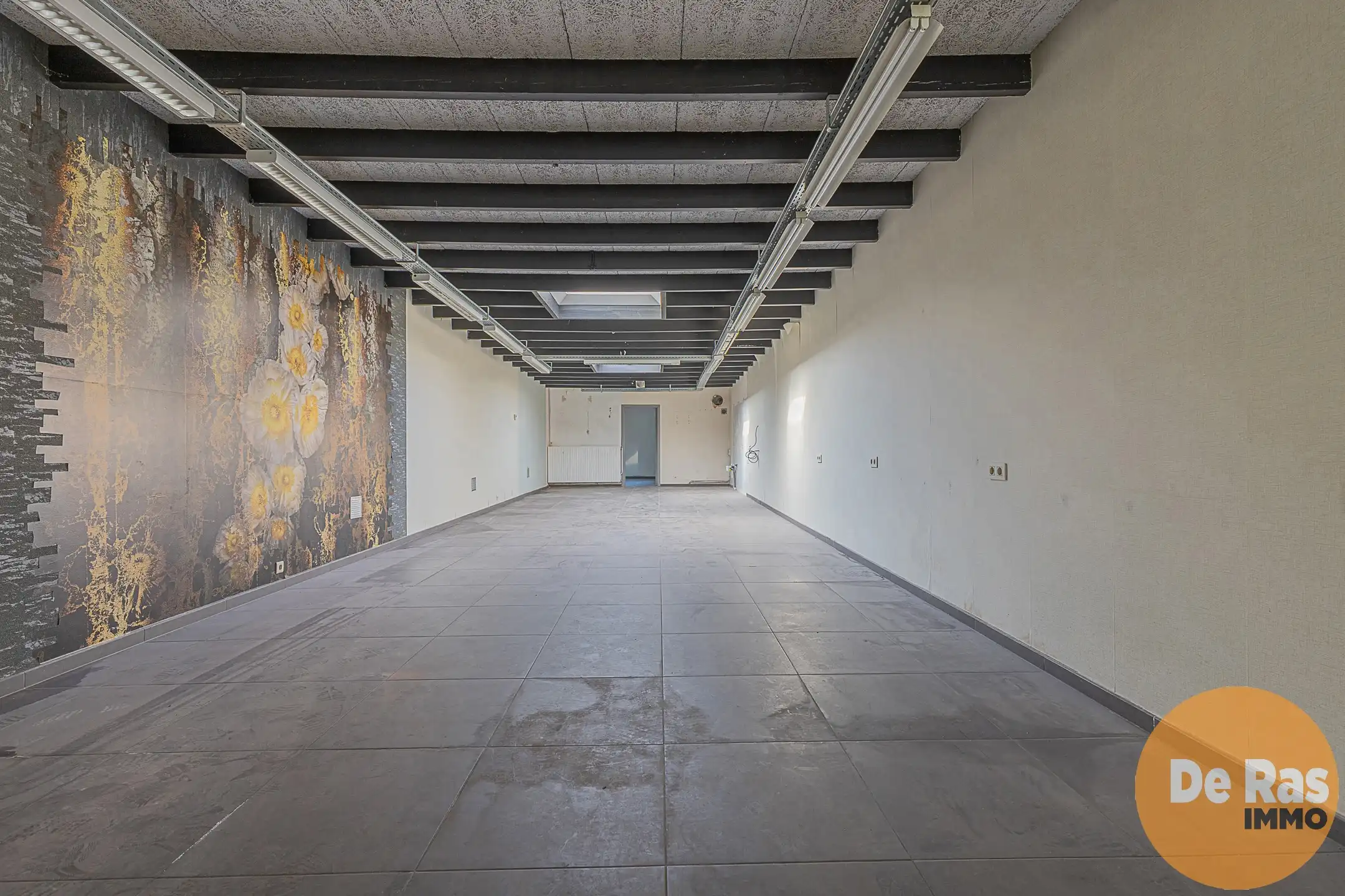 DENDERMONDE - Handelsruimte met ruime tuin en appartement foto 2