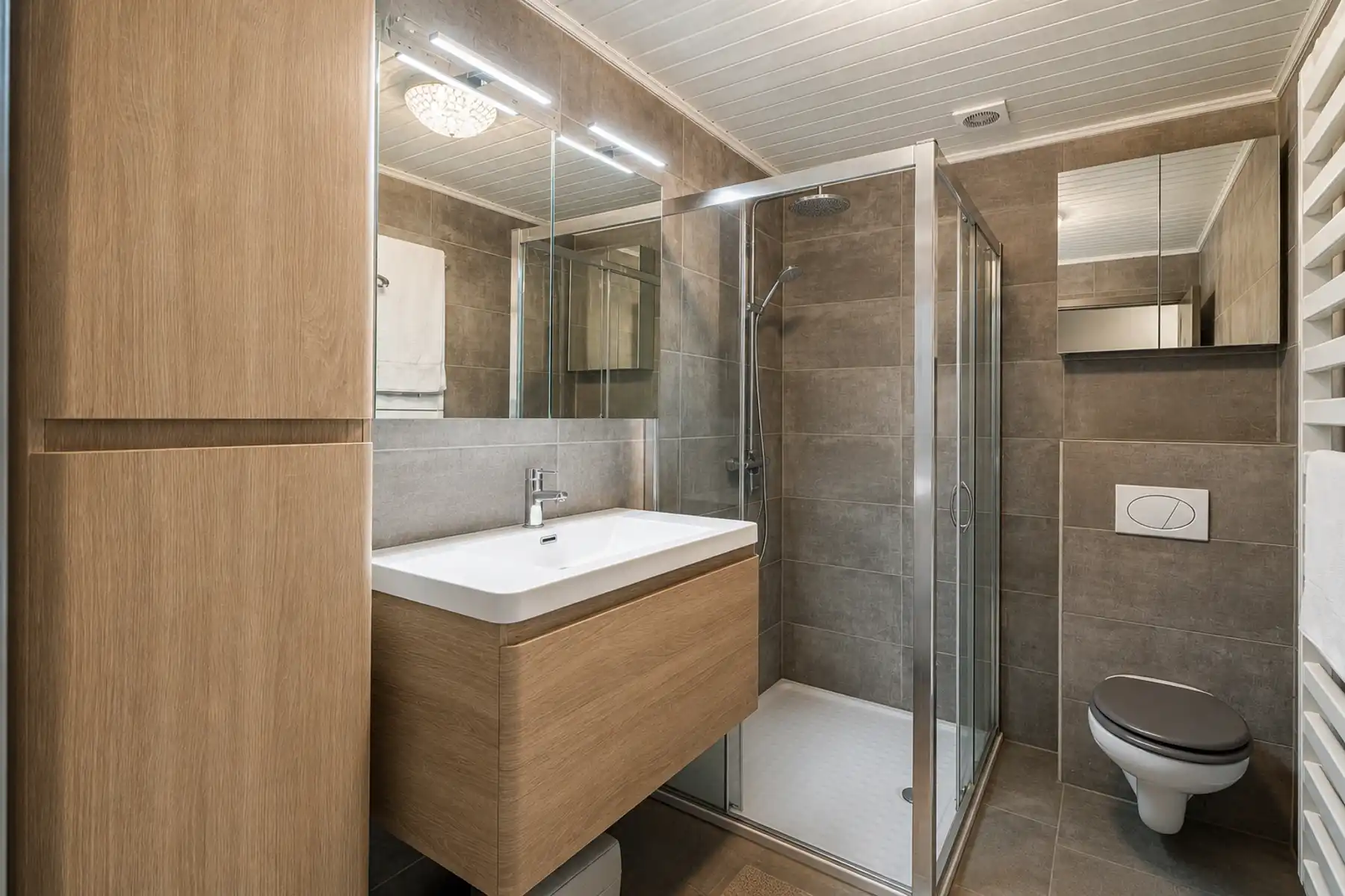 Gelijkvloerse woning met 4 slaapkamers en zonnepanelen  foto 11