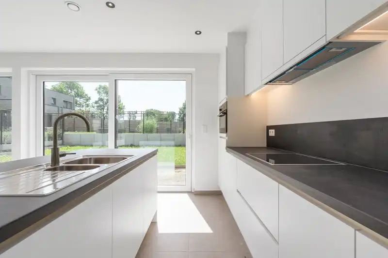 Instapklare nieuwbouwwoning in Serskamp foto 9