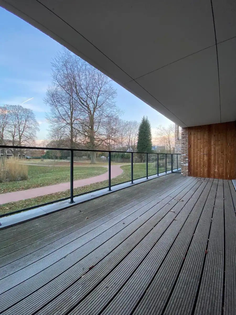 Recent appartement met ruim terras in groen kader te Aalst foto 15