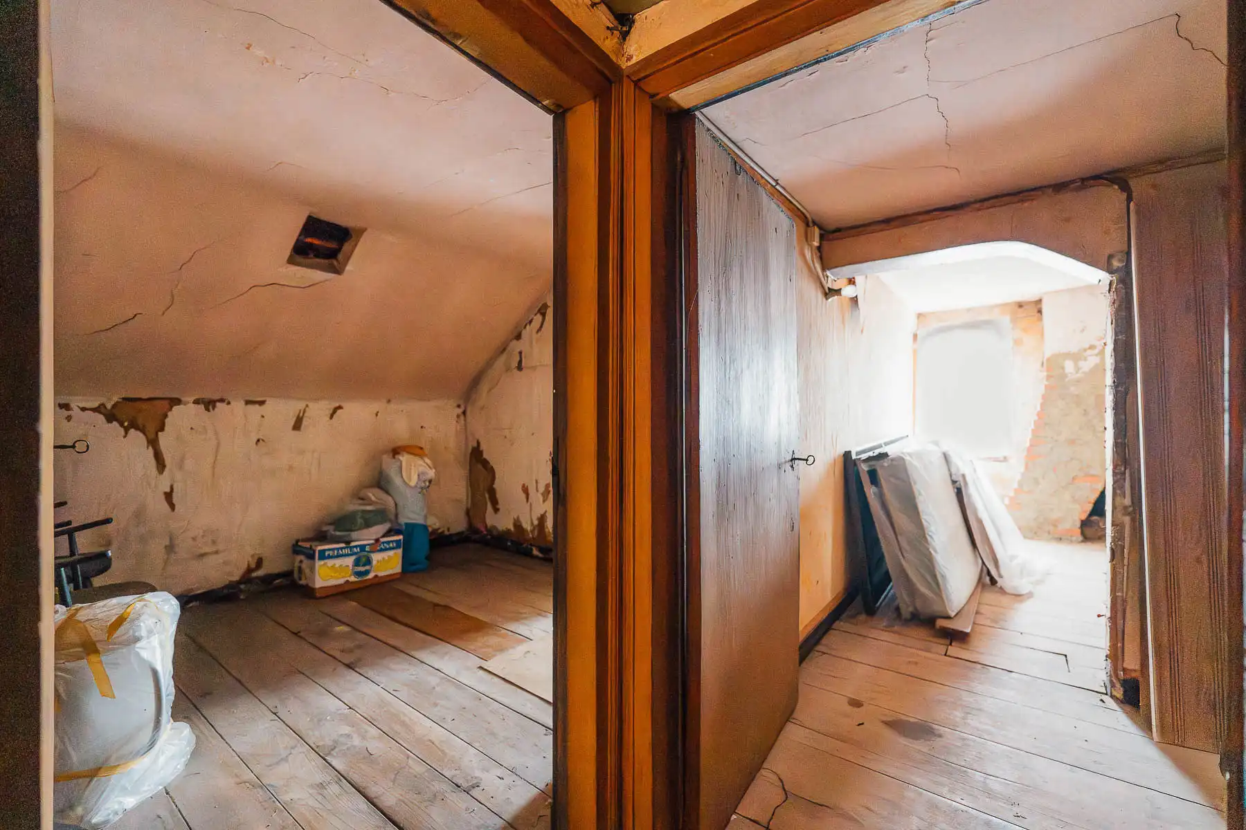 Prachtige authentieke en ruime villa met enorm potentieel foto 28