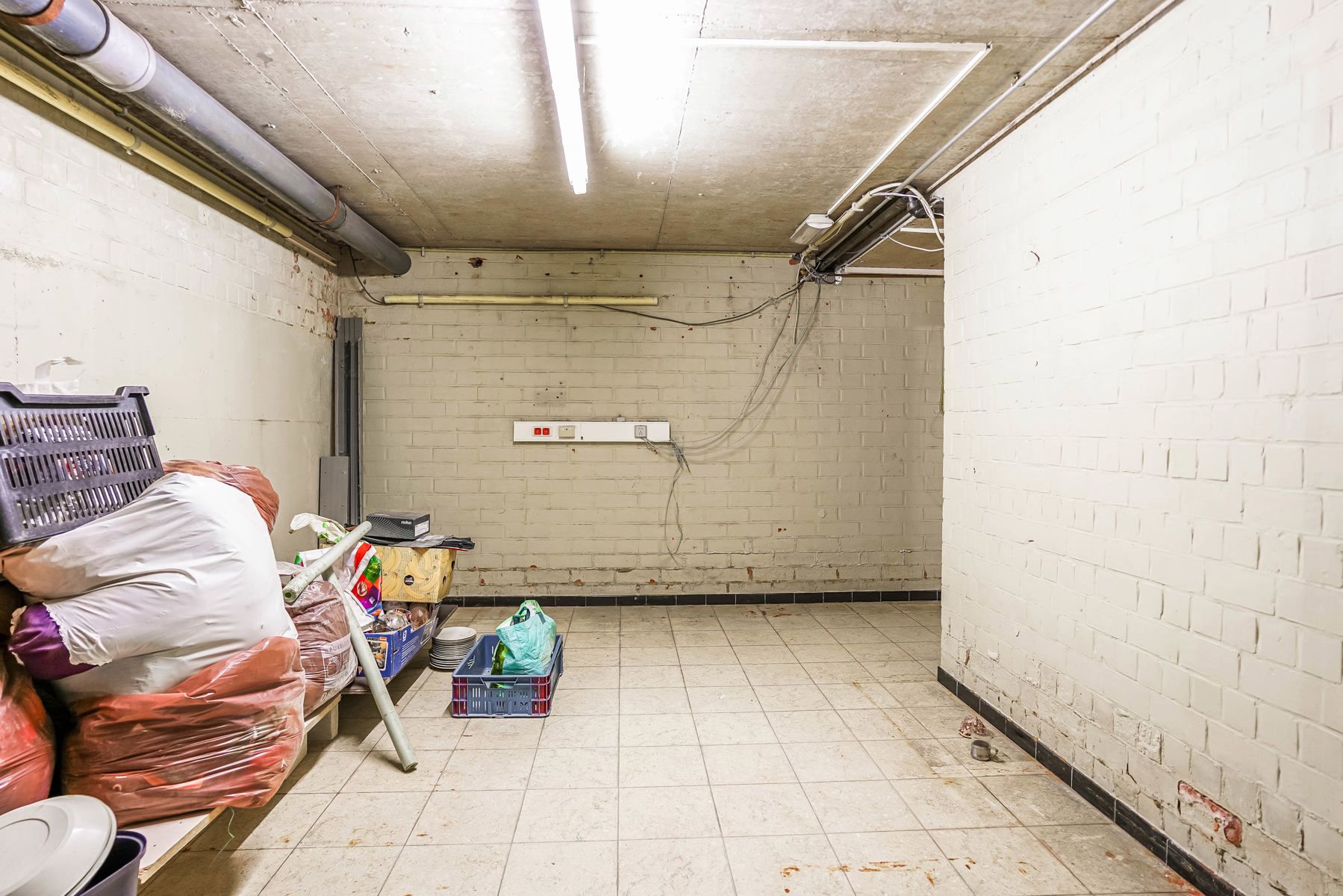 Veelzijdig, zeer ruim pand (handel én woonst) met tal van mogelijkheden in centrum Malderen! foto 14