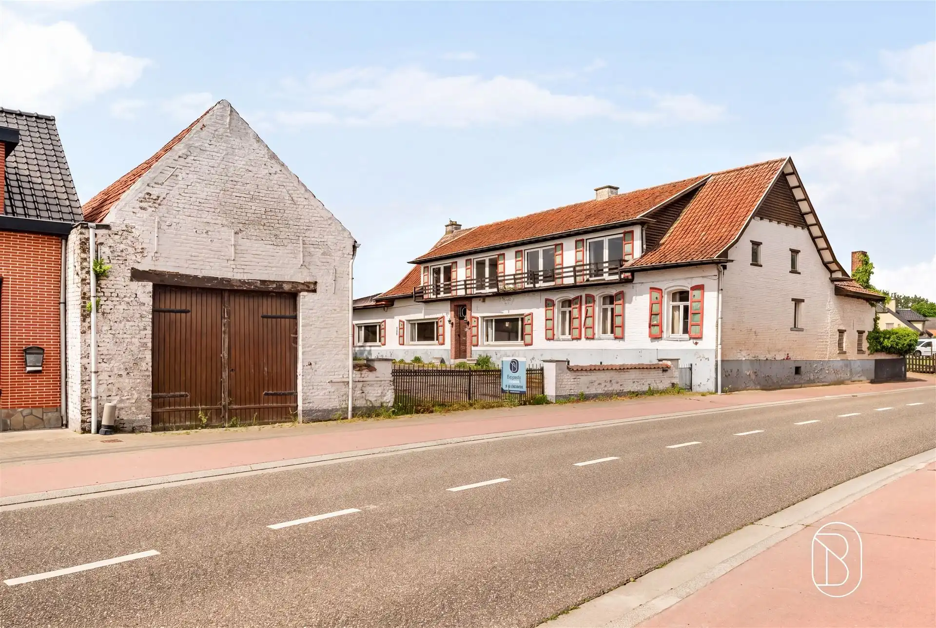 Te renoveren charmante hoeve met véél potentieel! foto 4