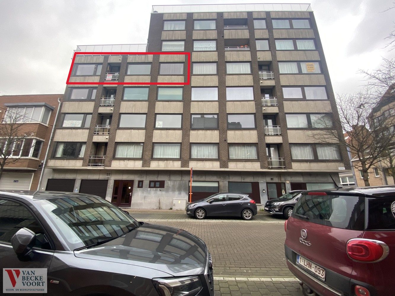 Gerenoveerd appartement in een residentiële buurt foto 9