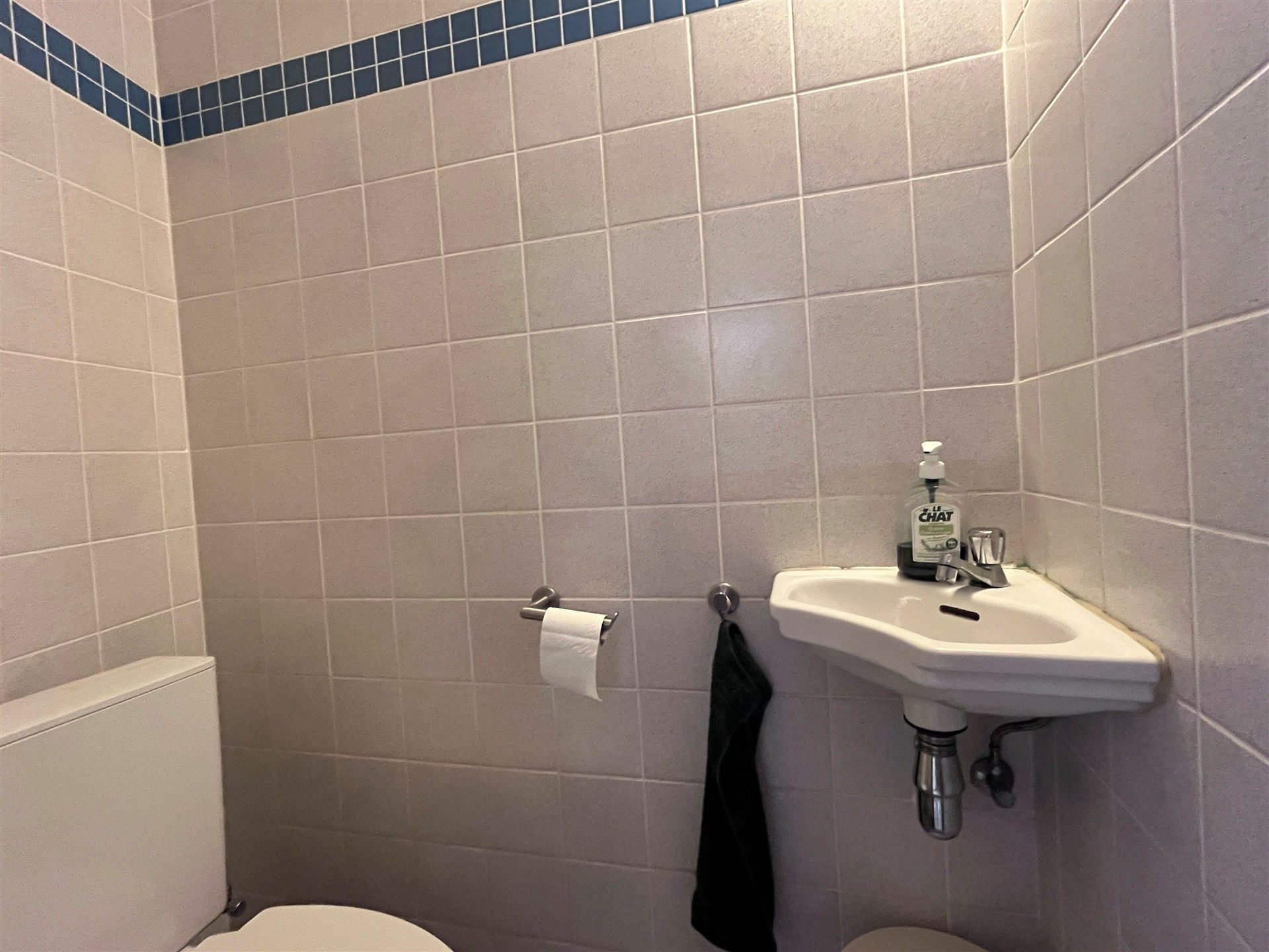 Gelijkvloers kantoor met oa eigen toegang - 3 aparte ruimtes  foto 10