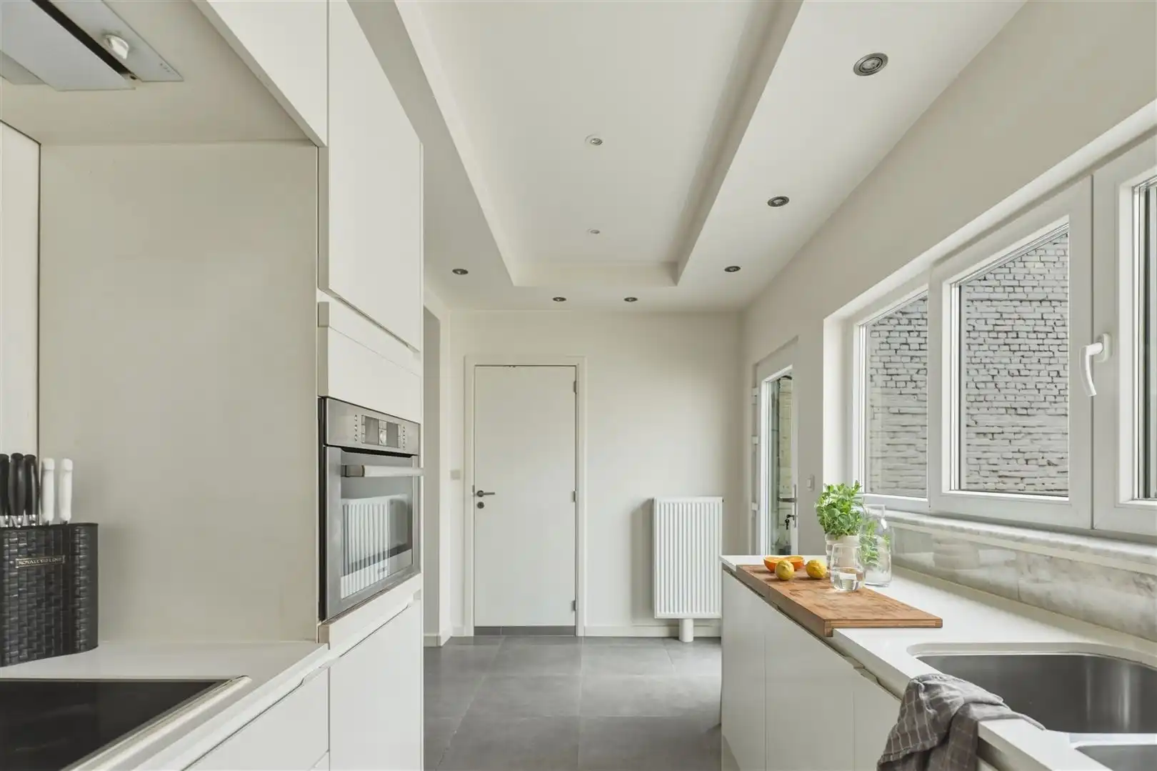 Volledig gerenoveerde gezinswoning met 5 slaapkamers foto 7