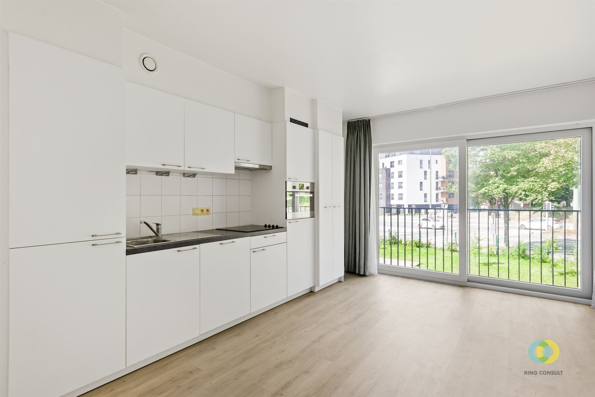 Instapklaar appartement met 1 slaapkamer foto 2