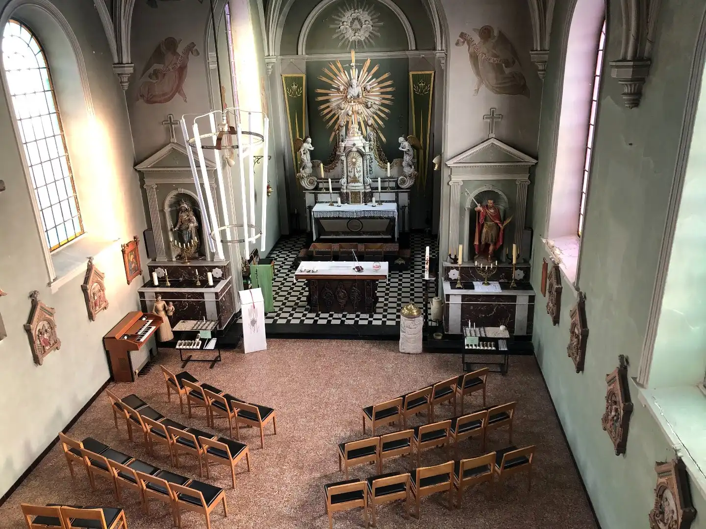 Uitzonderlijke eigendom te koop: Historische kerk van Diets-Heur (Tongeren) foto 9