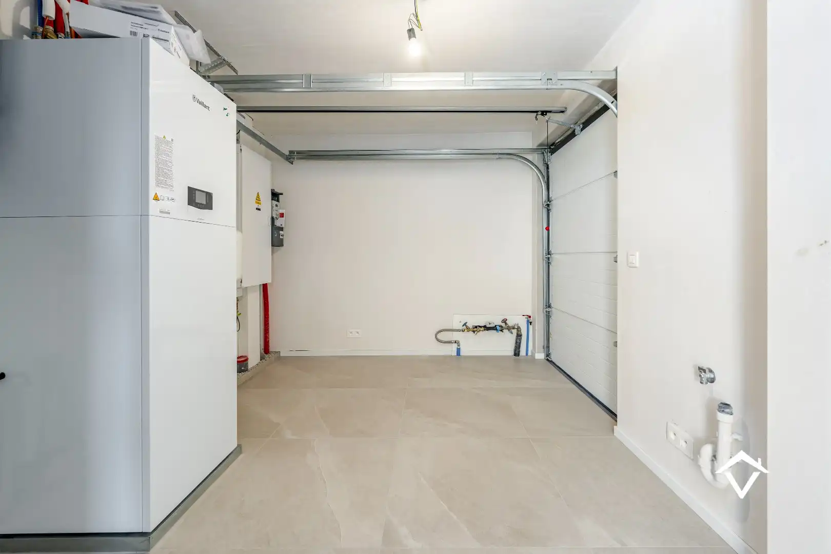 Prachtige, alleenstaande woning met 3 slaapkamers en tuin op een rustige ligging te Gits foto 11