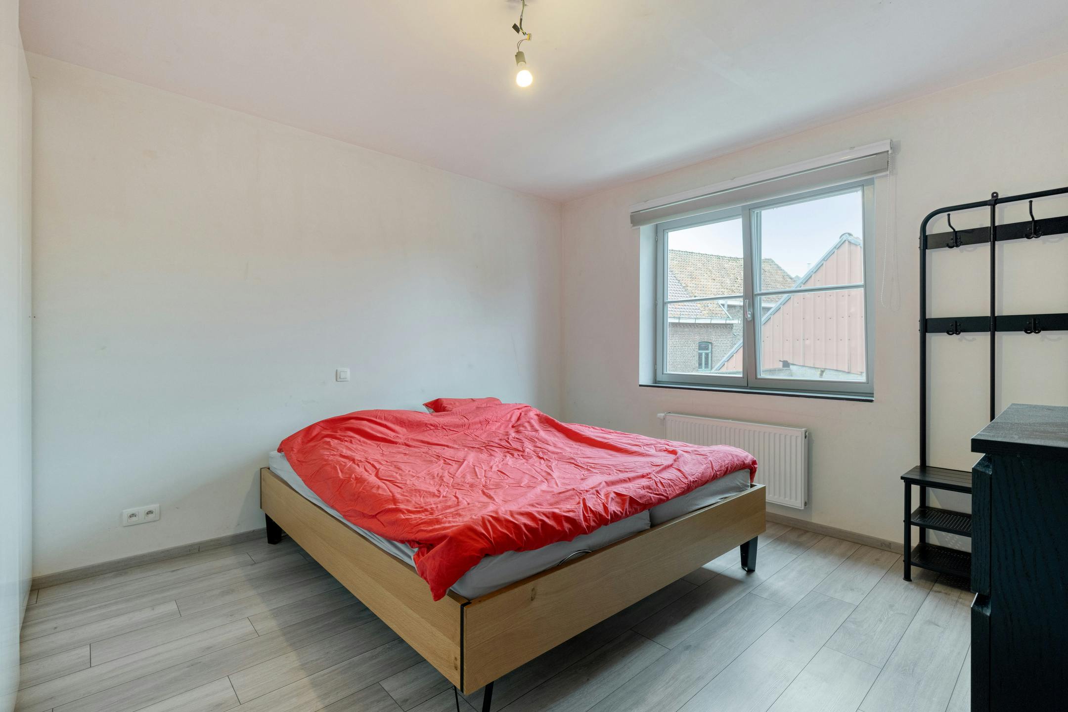 Recente halfopen woning te koop in Rozebeke (Zwalm) foto 7