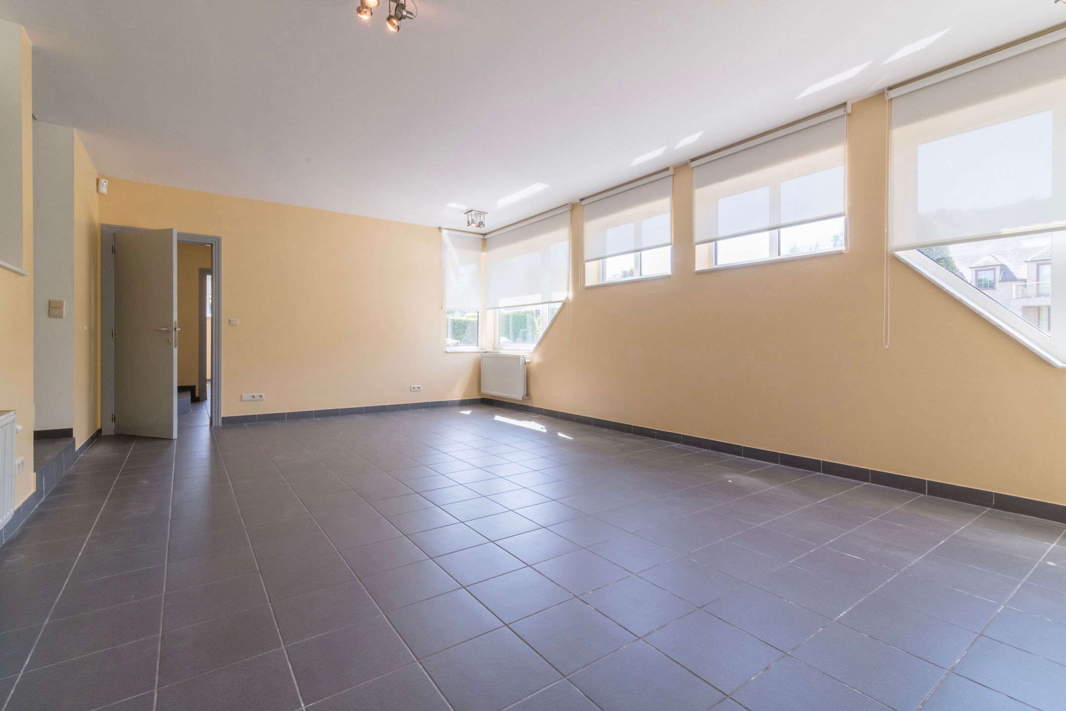 Kantoor- of praktijkruimte met woning op toplocatie foto 28